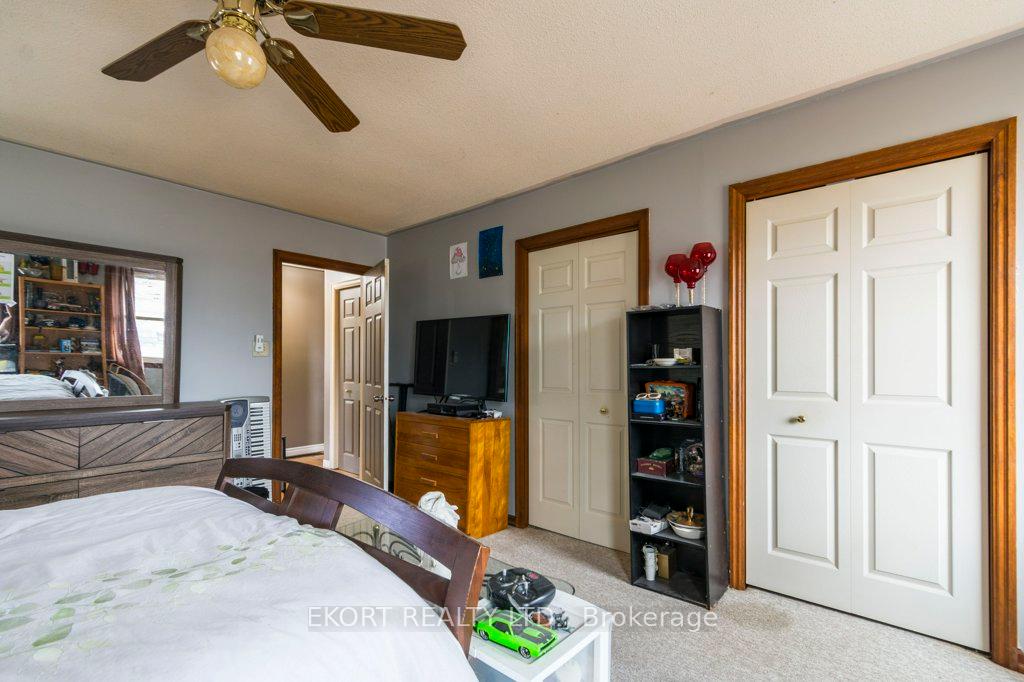 Photo 12 of 618 Ashley Street, Belleville, Thurlow Ward — HOMEH