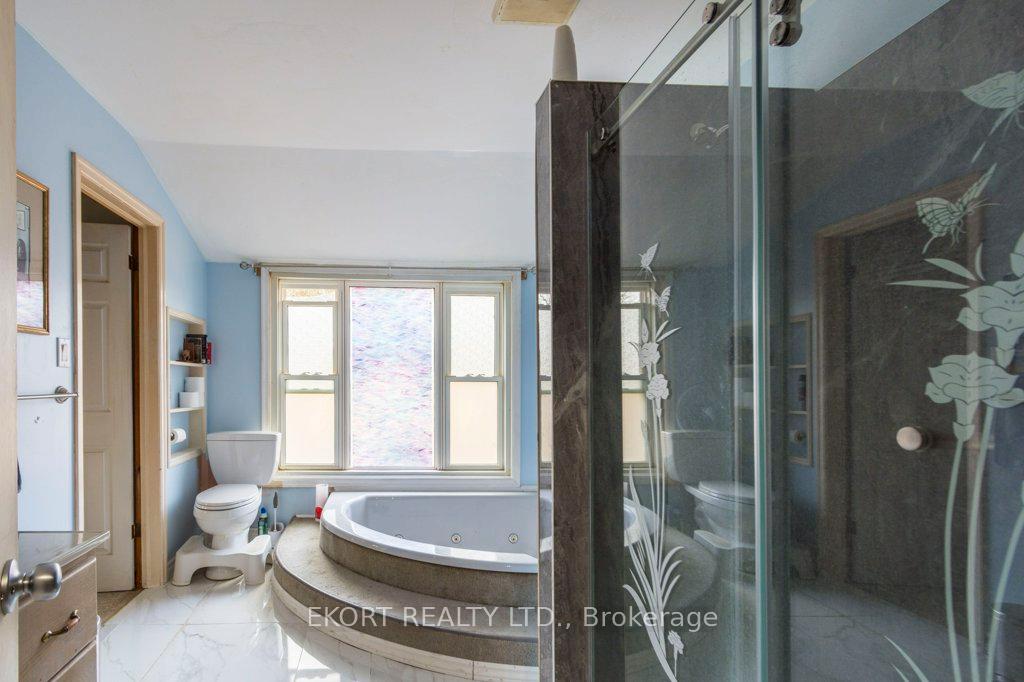 Photo 16 of 618 Ashley Street, Belleville, Thurlow Ward — HOMEH