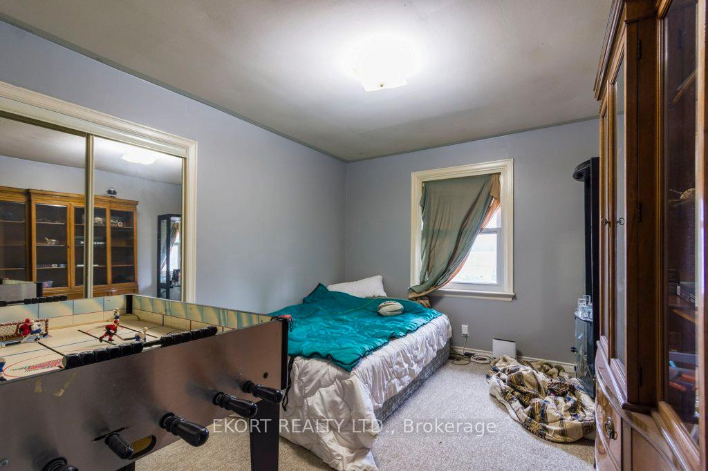 Photo 18 of 618 Ashley Street, Belleville, Thurlow Ward — HOMEH