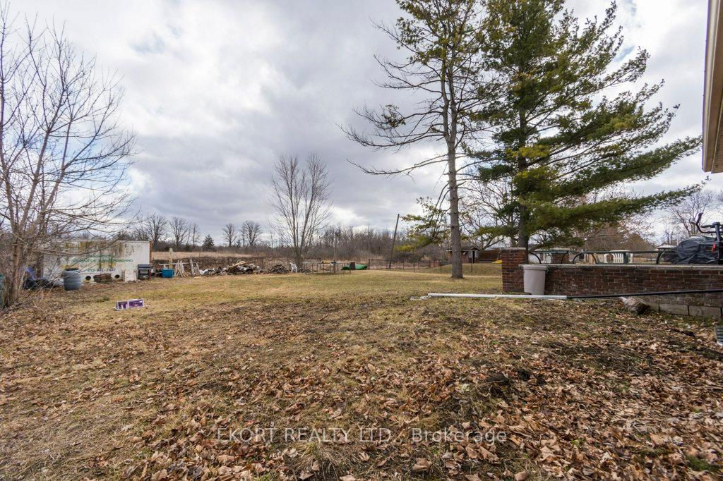 Photo 17 of 618 Ashley Street, Belleville, Thurlow Ward — HOMEH
