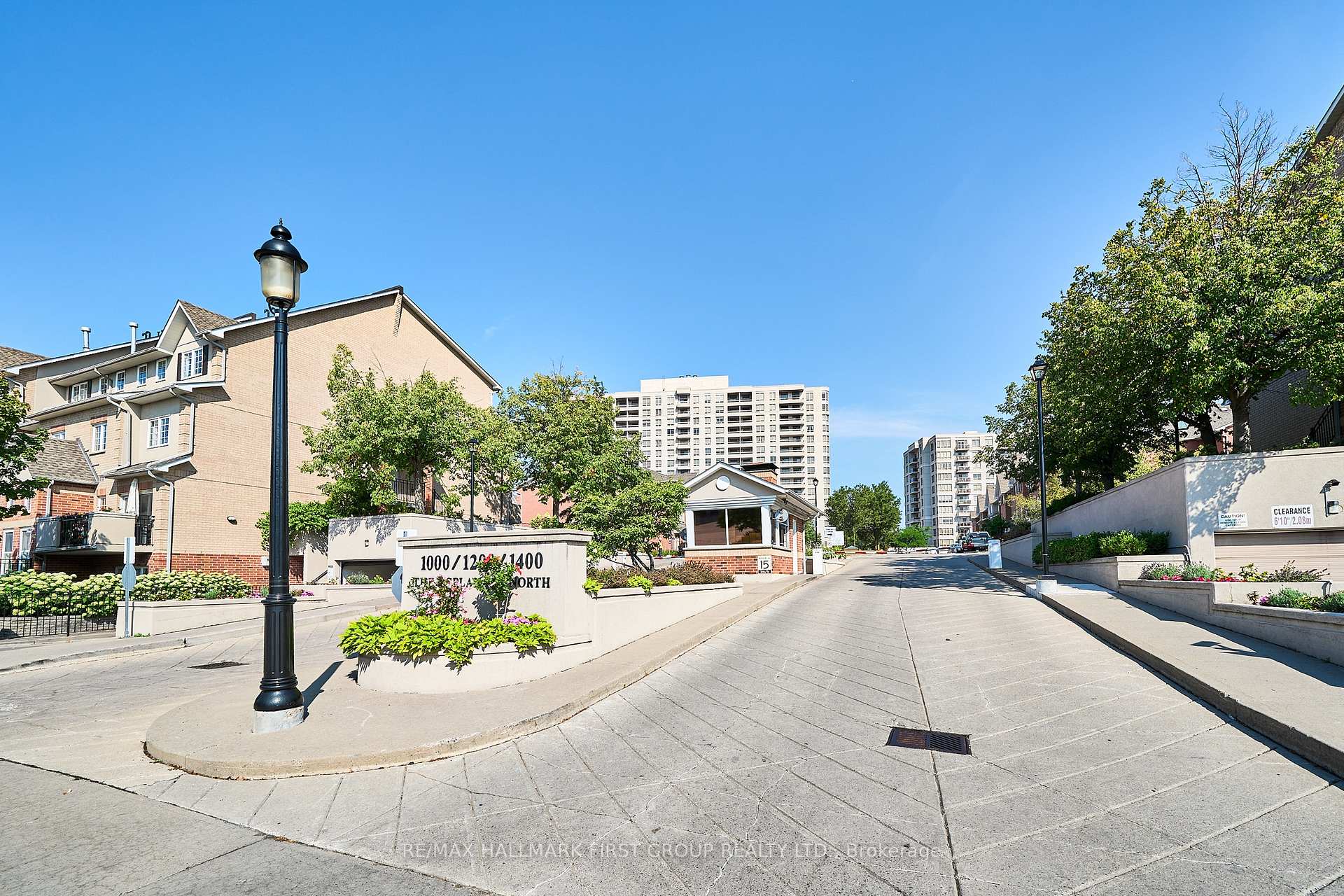 Photo 1 of Unit 1716, 1000 The Esplanade Road N, Pickering, Town Centre — HOMEH