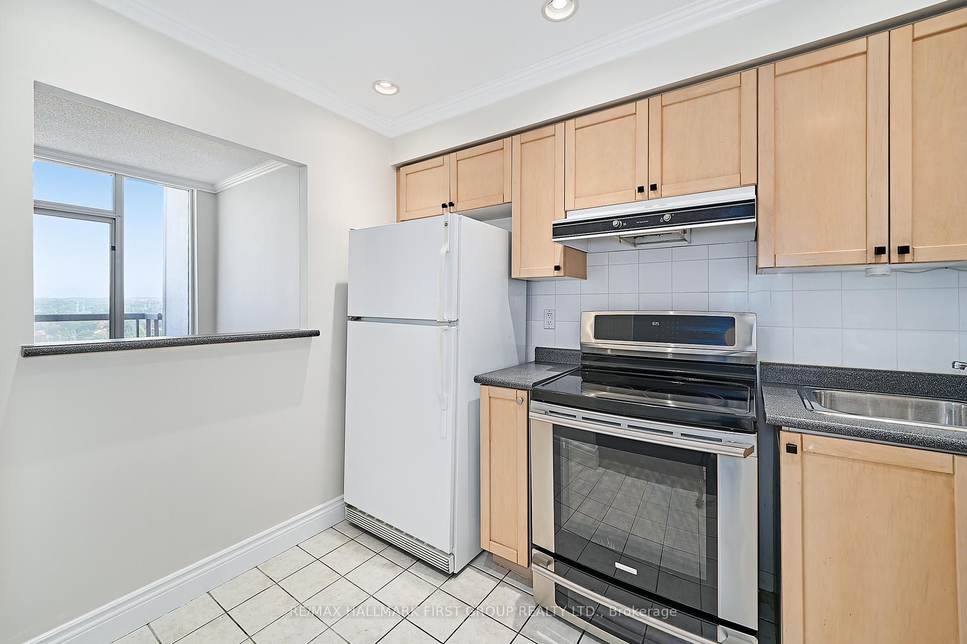 Photo 9 of Unit 1716, 1000 The Esplanade Road N, Pickering, Town Centre — HOMEH