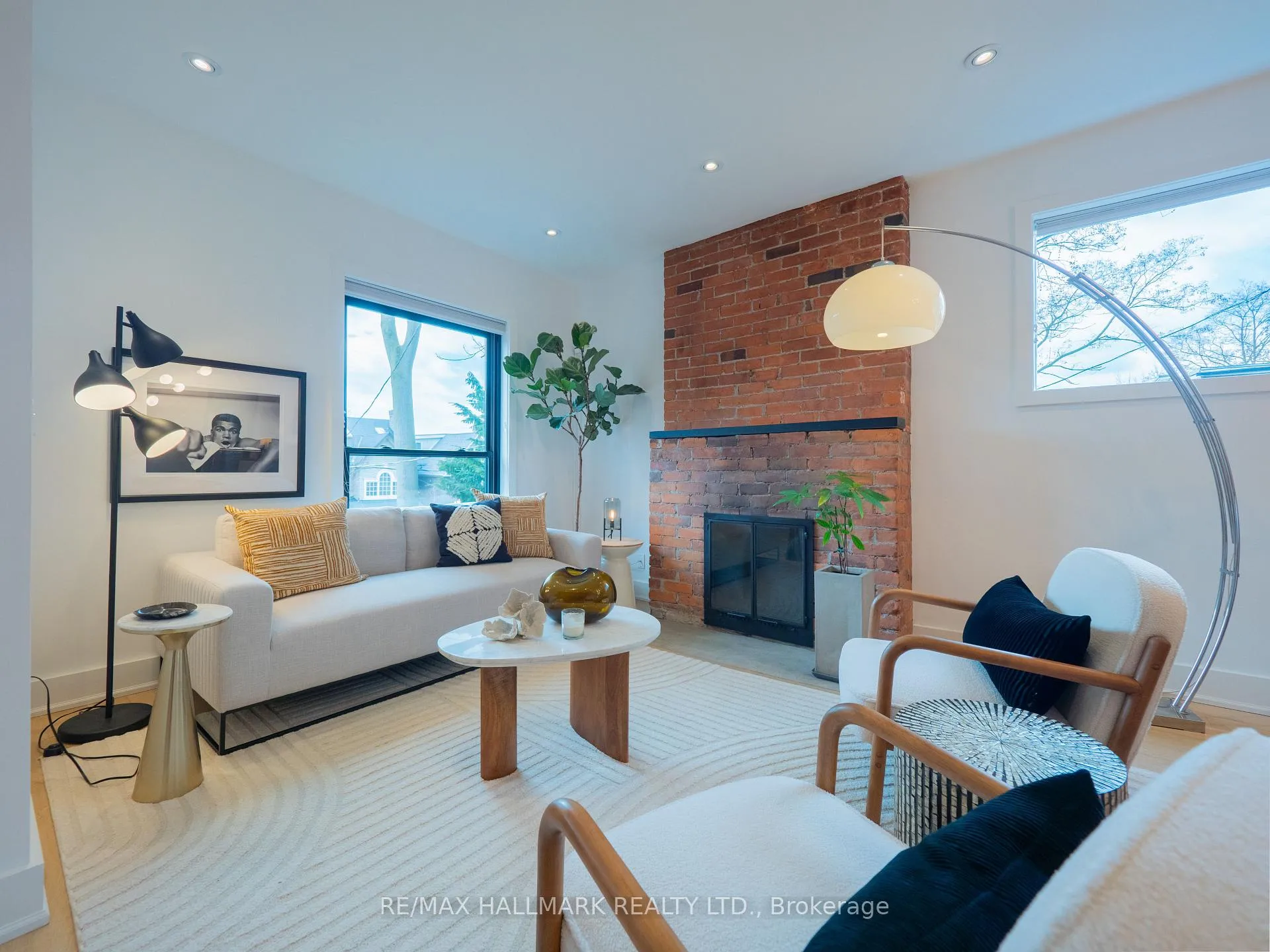 Photo 5 of 192 Withrow Avenue, Toronto, North Riverdale — HOMEH