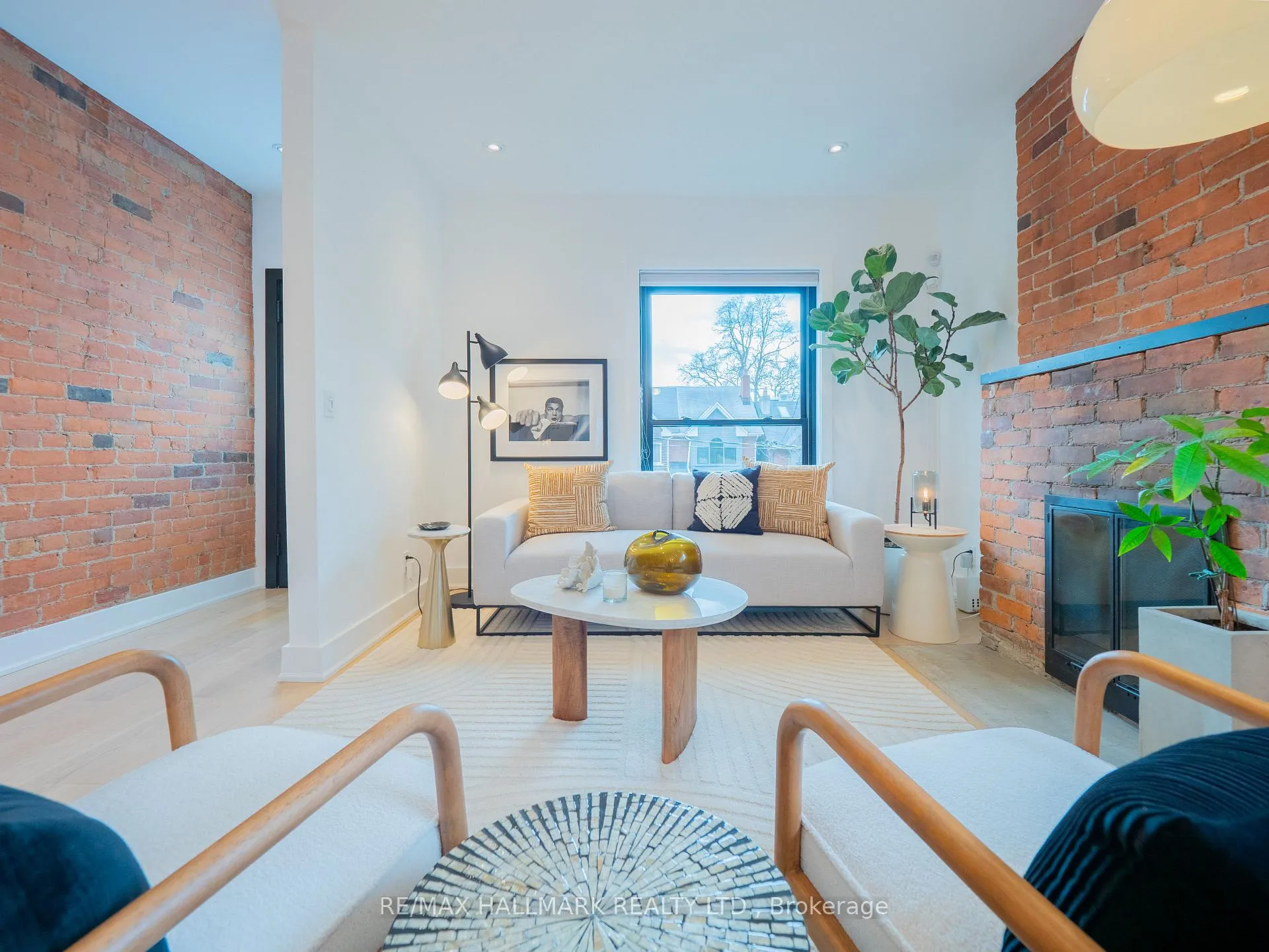 Photo 6 of 192 Withrow Avenue, Toronto, North Riverdale — HOMEH