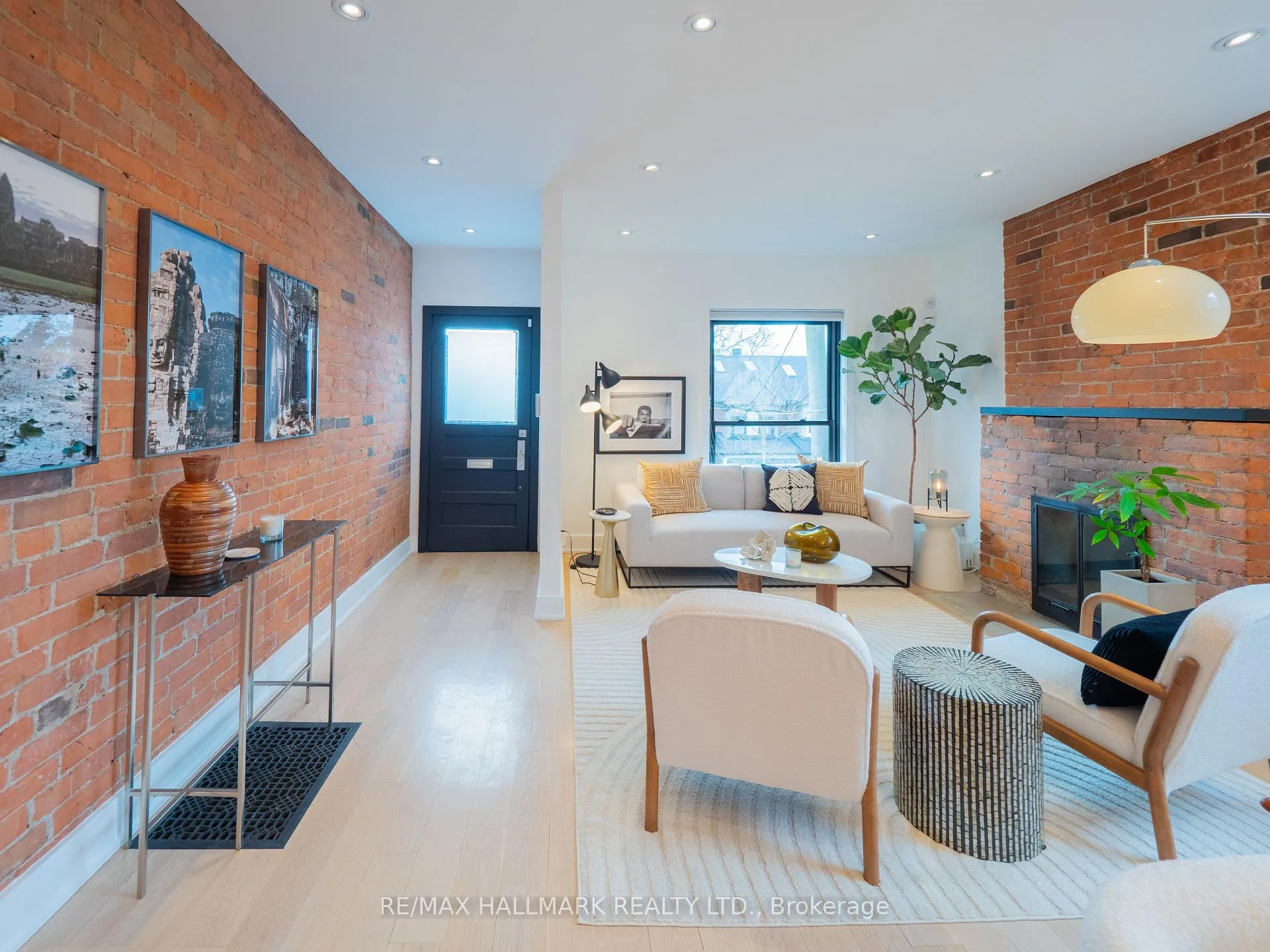 Photo 10 of 192 Withrow Avenue, Toronto, North Riverdale — HOMEH