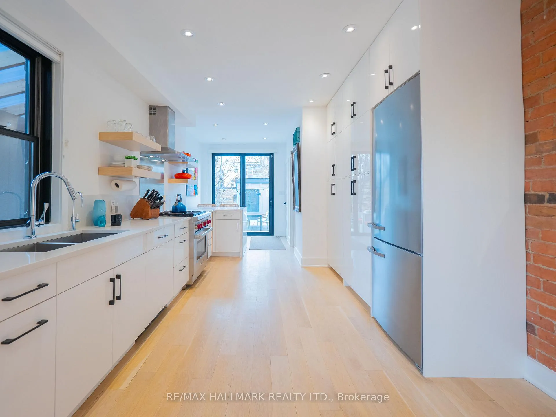Photo 13 of 192 Withrow Avenue, Toronto, North Riverdale — HOMEH
