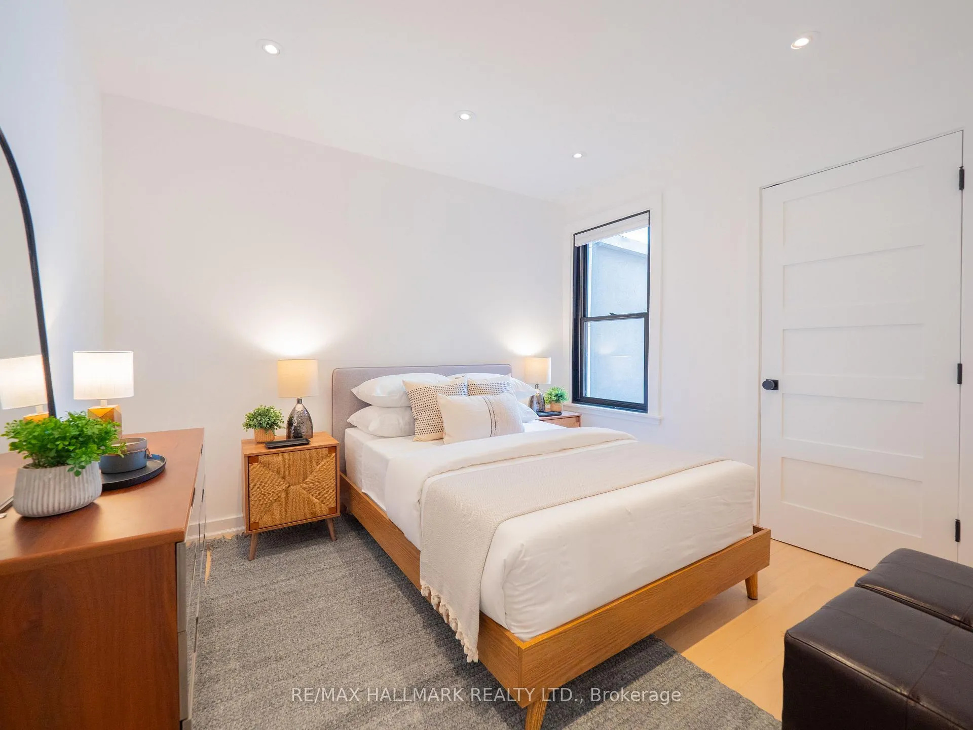 Photo 26 of 192 Withrow Avenue, Toronto, North Riverdale — HOMEH