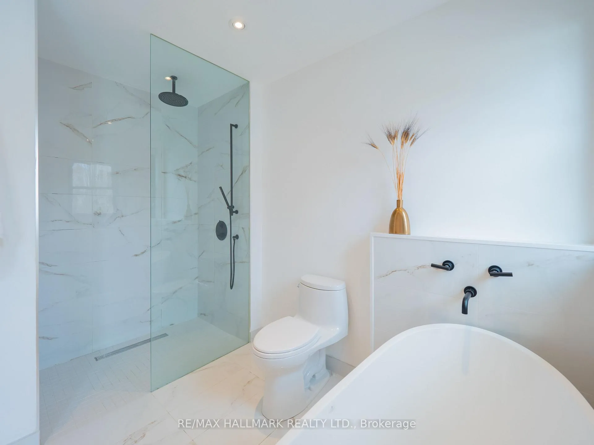 Photo 29 of 192 Withrow Avenue, Toronto, North Riverdale — HOMEH