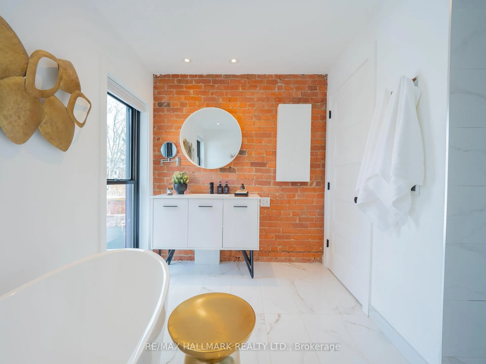 Photo 31 of 192 Withrow Avenue, Toronto, North Riverdale — HOMEH