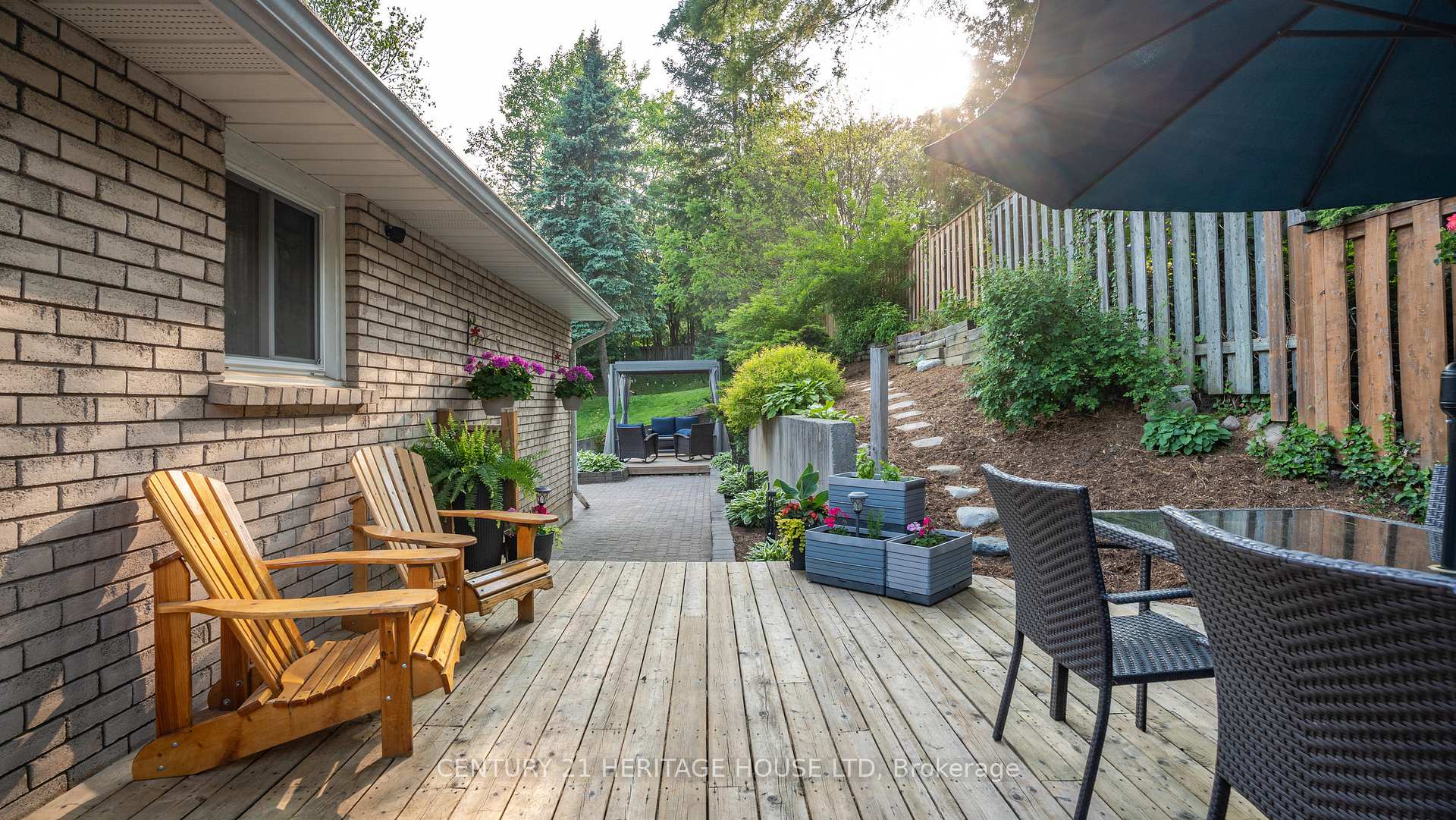 Photo 2 of 29 Amelia Street, Brant, Paris — HOMEH