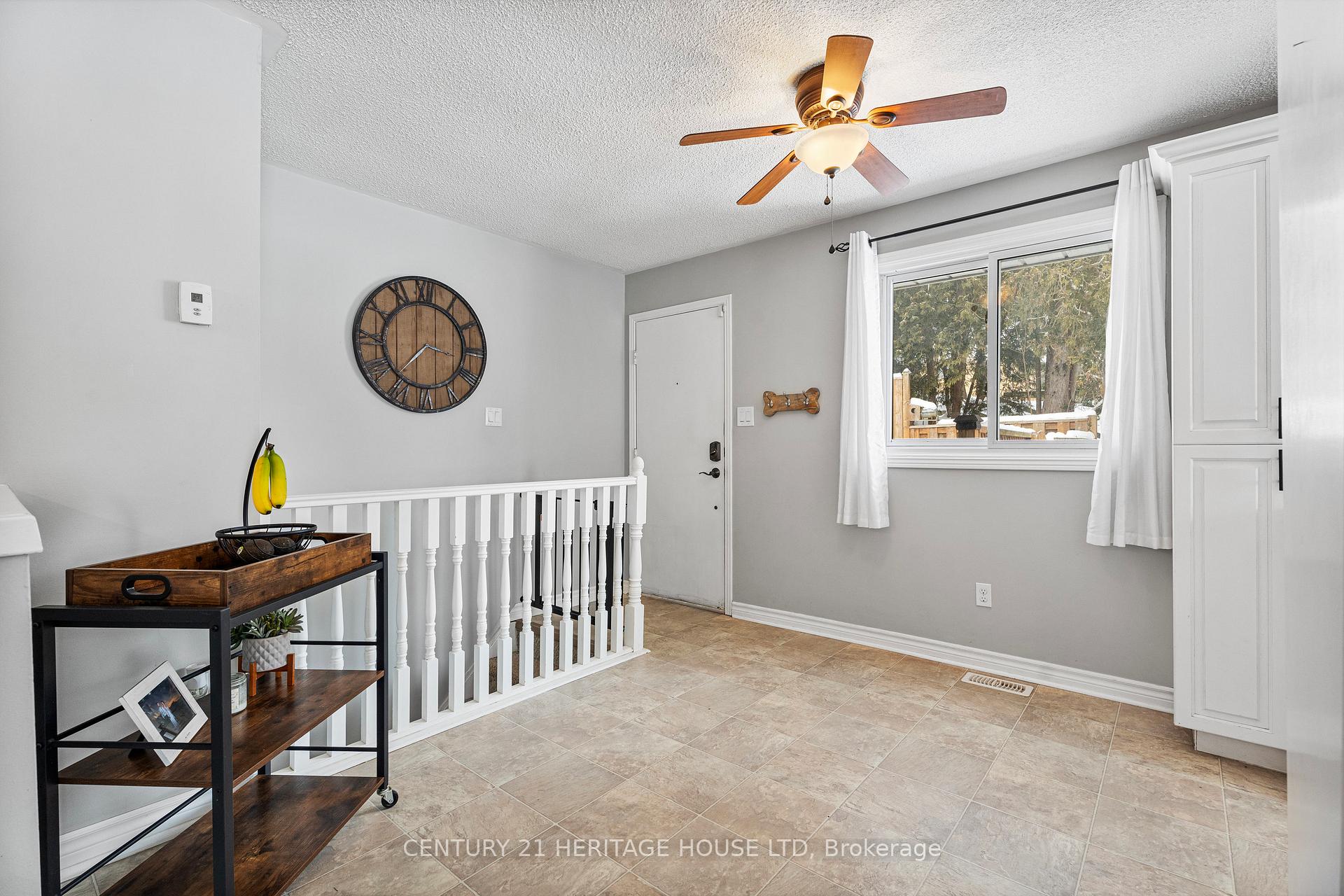 Photo 14 of 29 Amelia Street, Brant, Paris — HOMEH