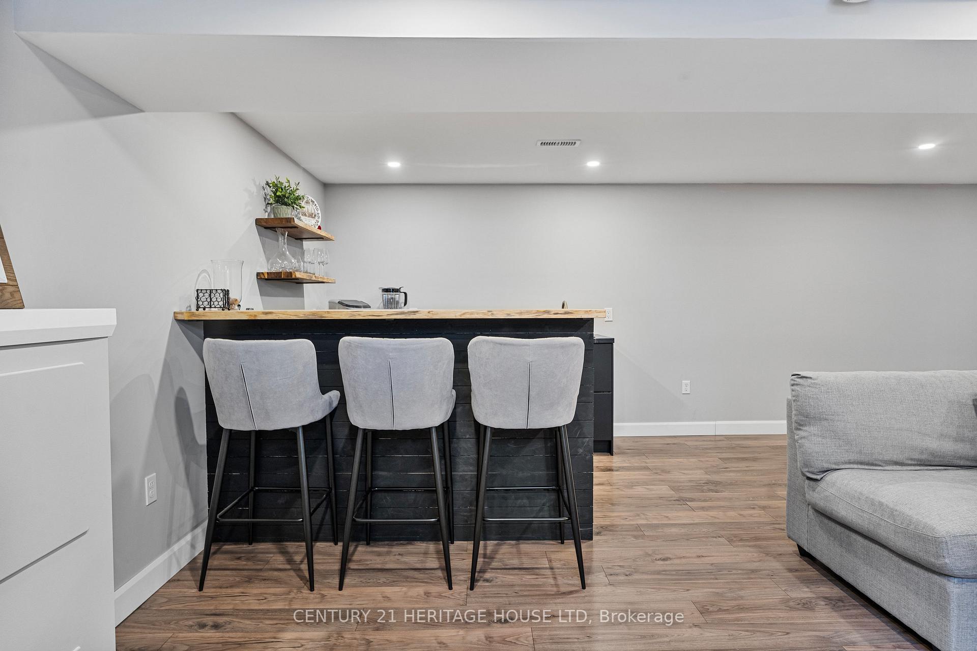 Photo 26 of 29 Amelia Street, Brant, Paris — HOMEH
