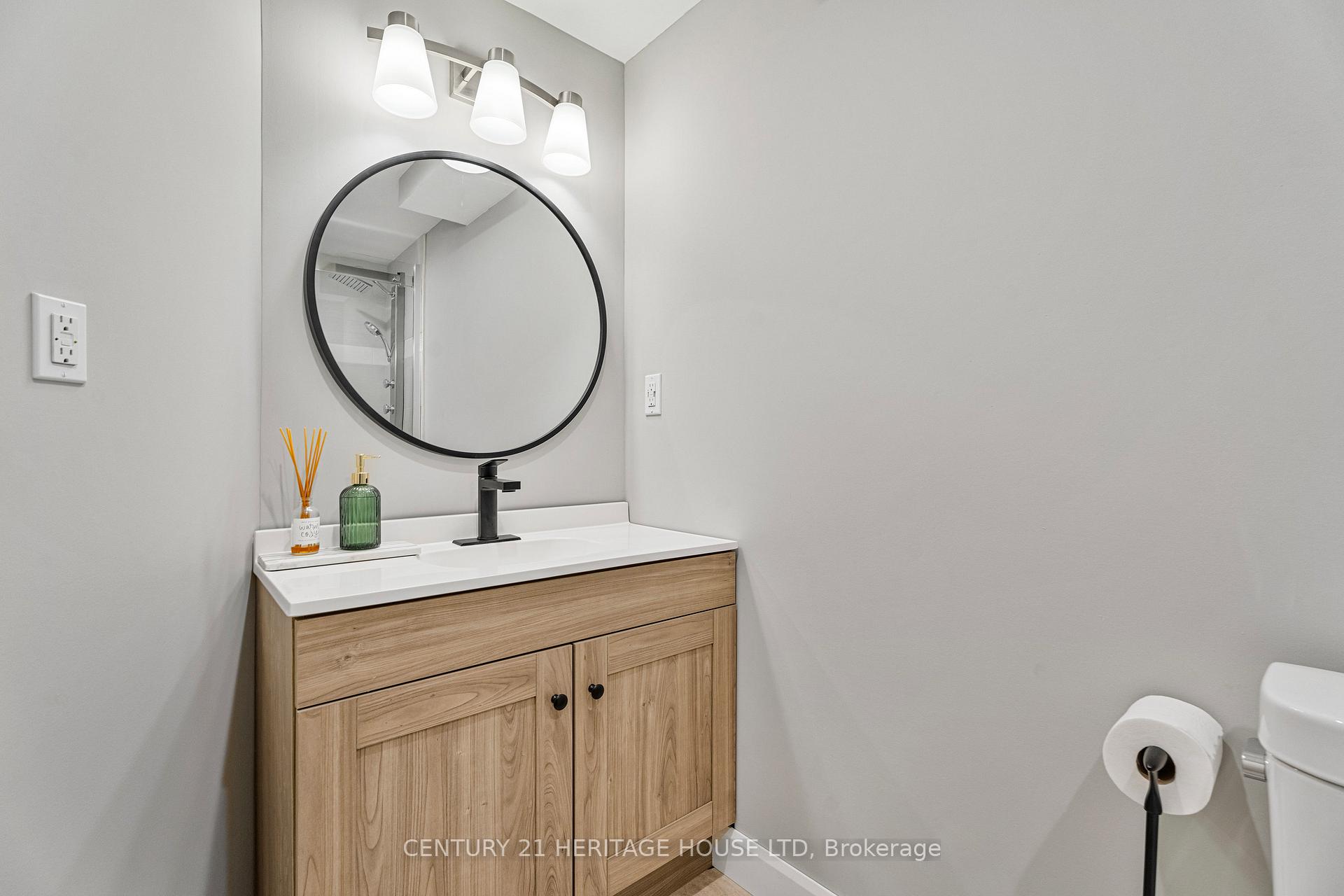 Photo 27 of 29 Amelia Street, Brant, Paris — HOMEH