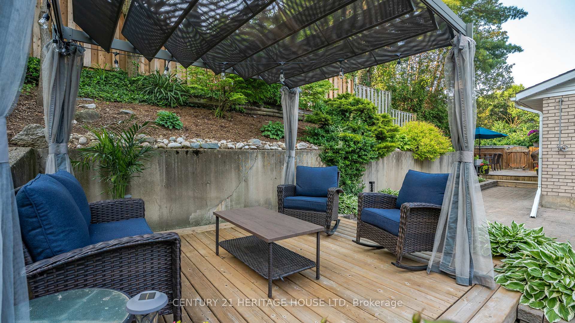 Photo 33 of 29 Amelia Street, Brant, Paris — HOMEH