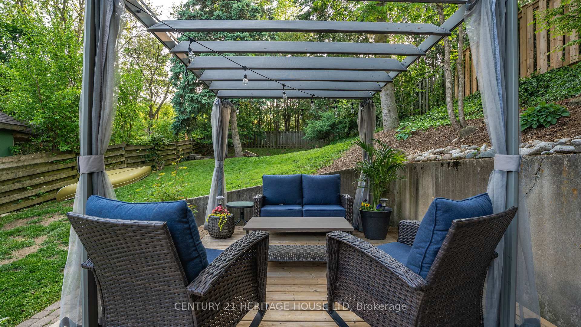 Photo 34 of 29 Amelia Street, Brant, Paris — HOMEH