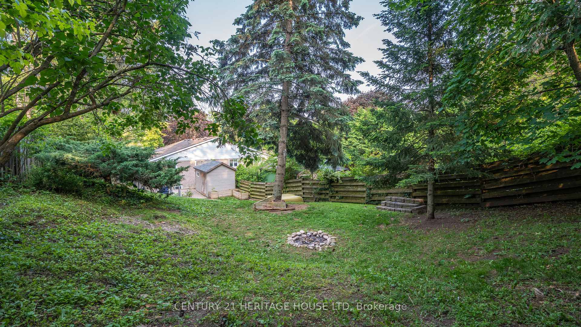 Photo 38 of 29 Amelia Street, Brant, Paris — HOMEH