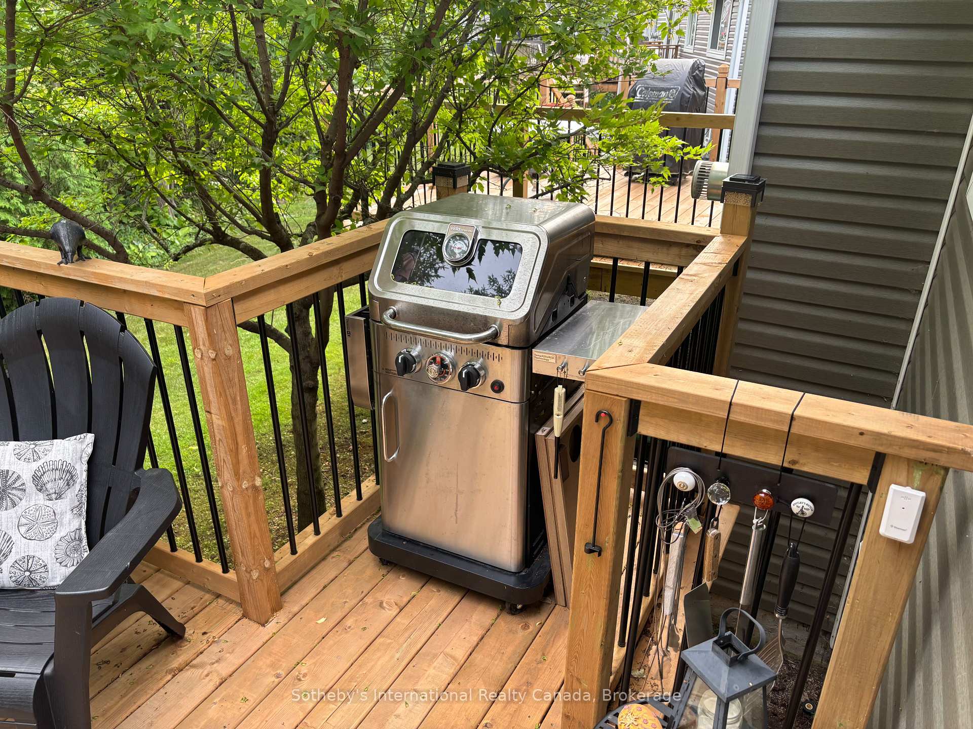 Photo 22 of 43 Green Briar Drive, Collingwood — HOMEH