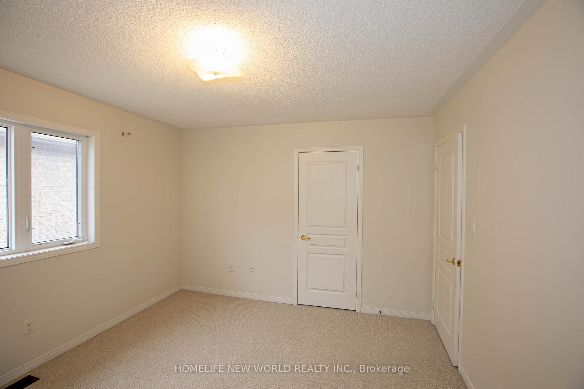 Photo 14 of 232 River Ridge Boulevard, Aurora, Bayview Northeast — HOMEH