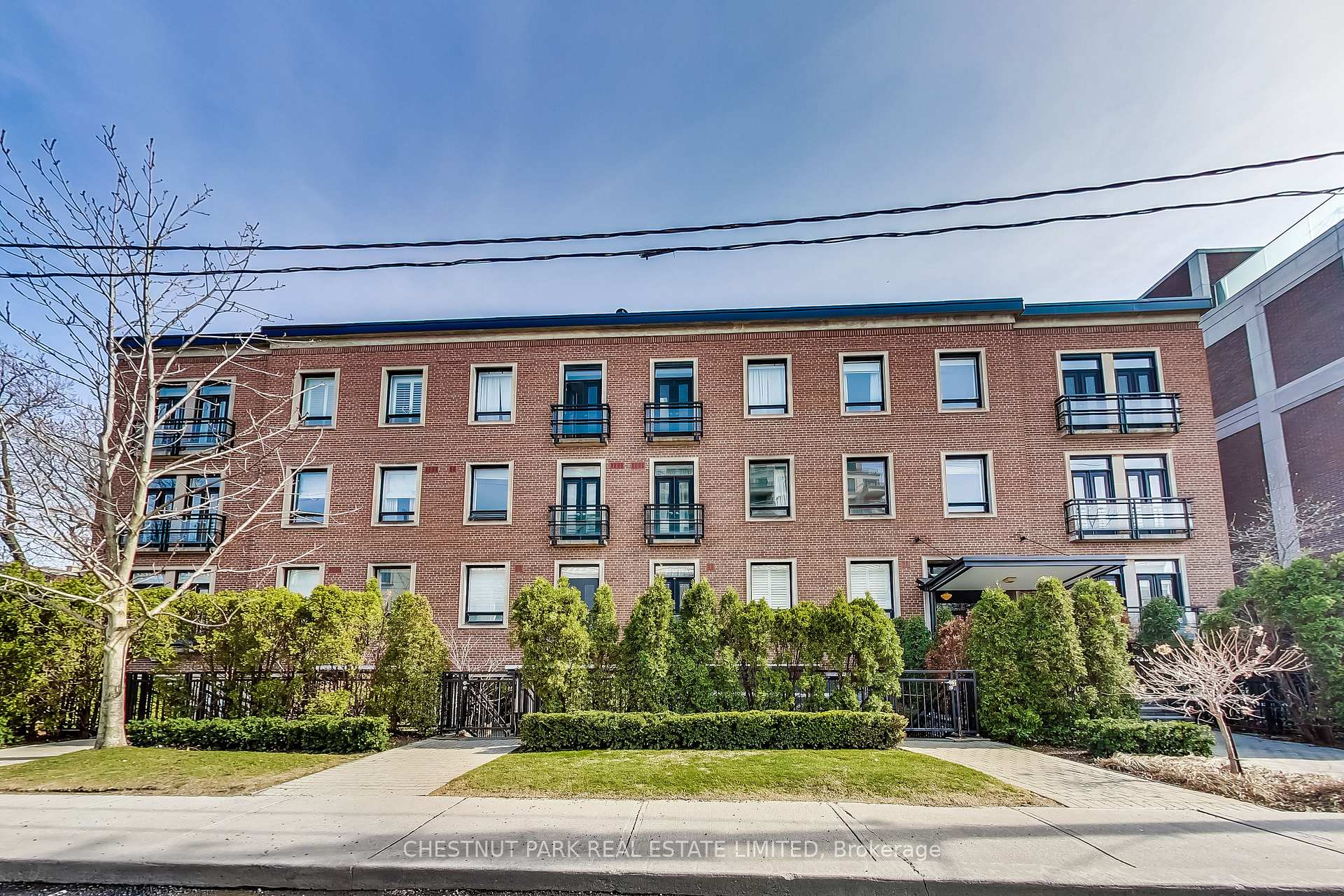 Front of Unit 44, 33 Price Street