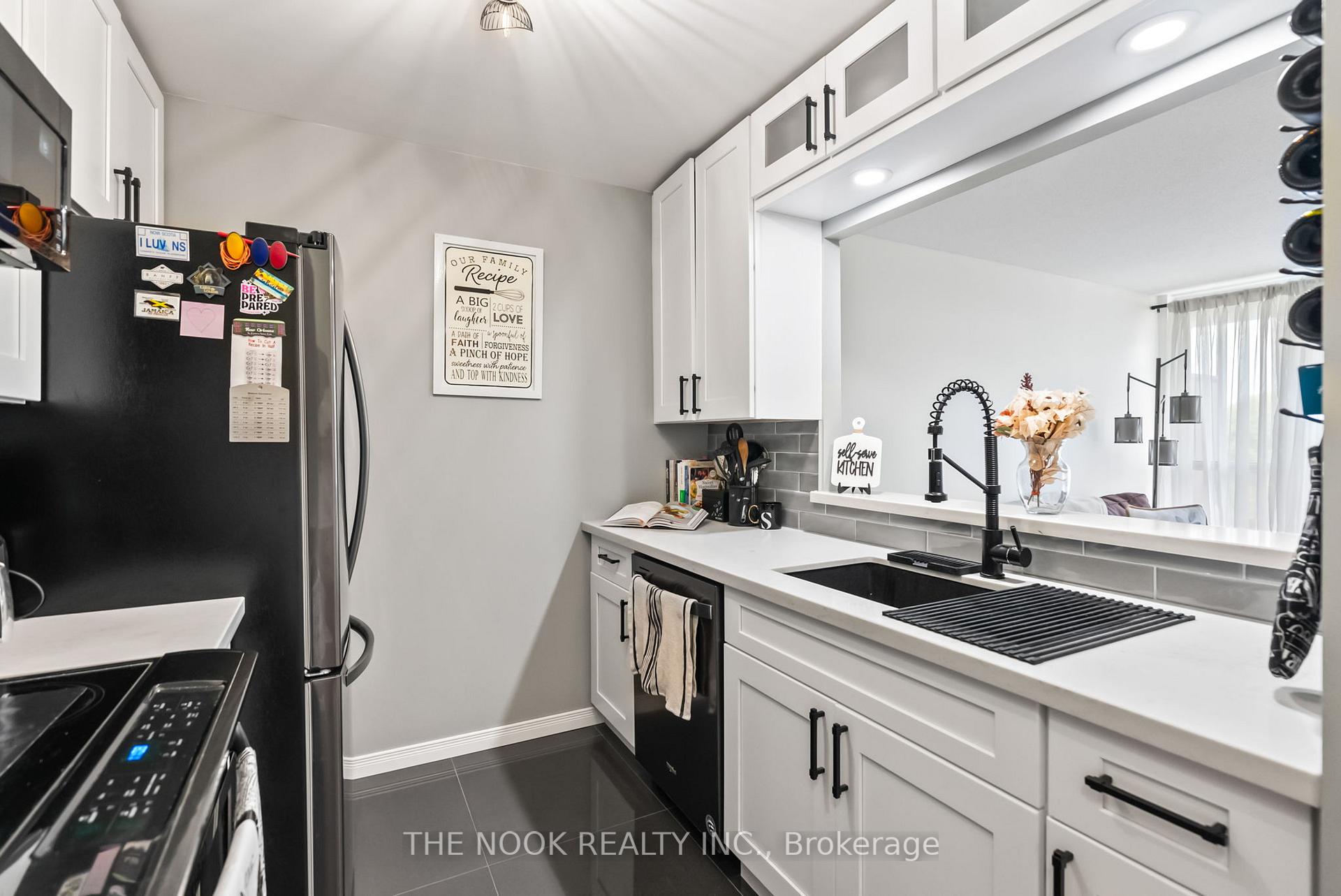 Photo 9 of Unit 403, 1200 The Esplanade N, Pickering, Town Centre — HOMEH