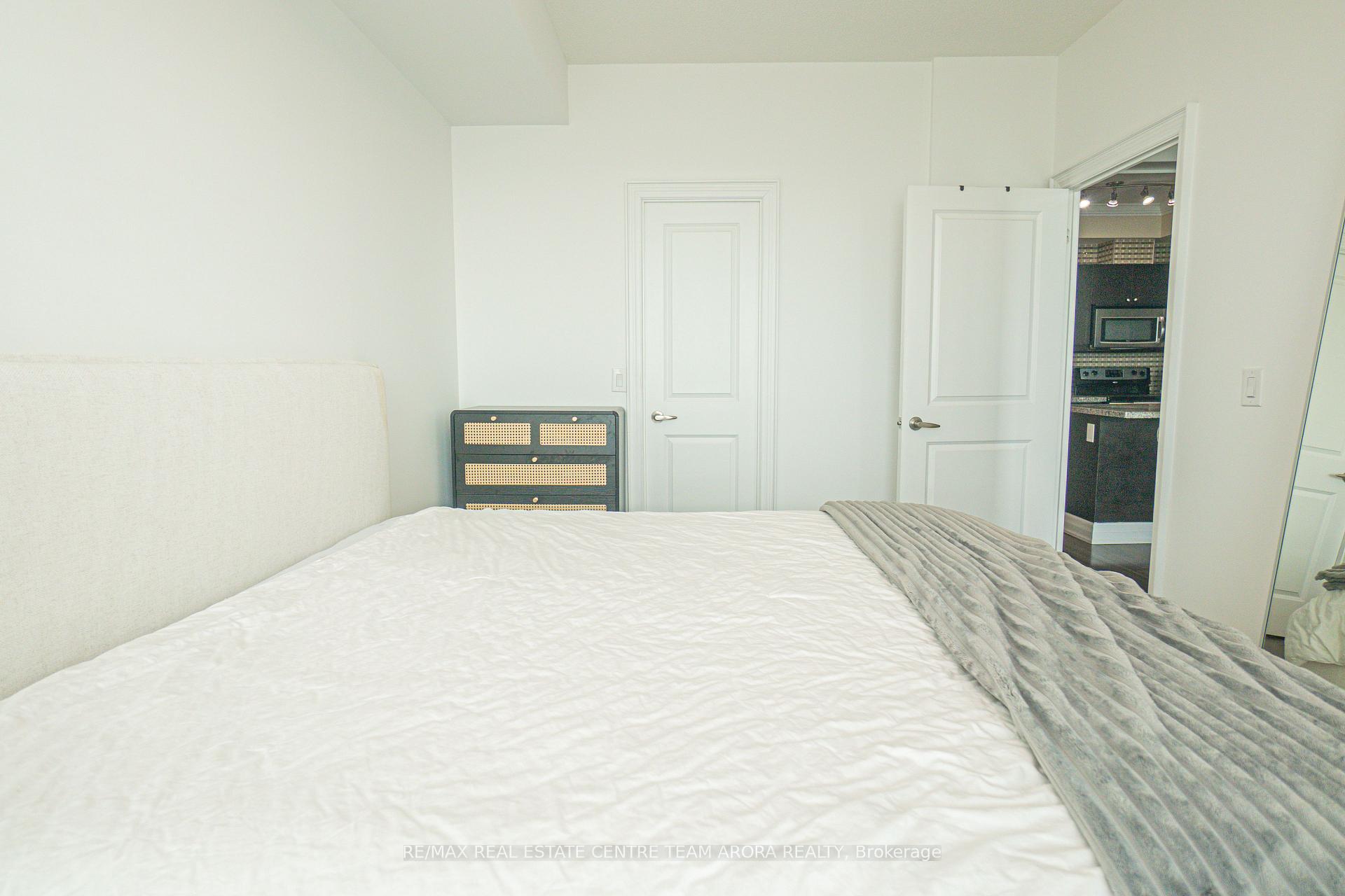Photo 11 of Unit 1608, 1235 Bayly Street, Pickering, Bay Ridges — HOMEH
