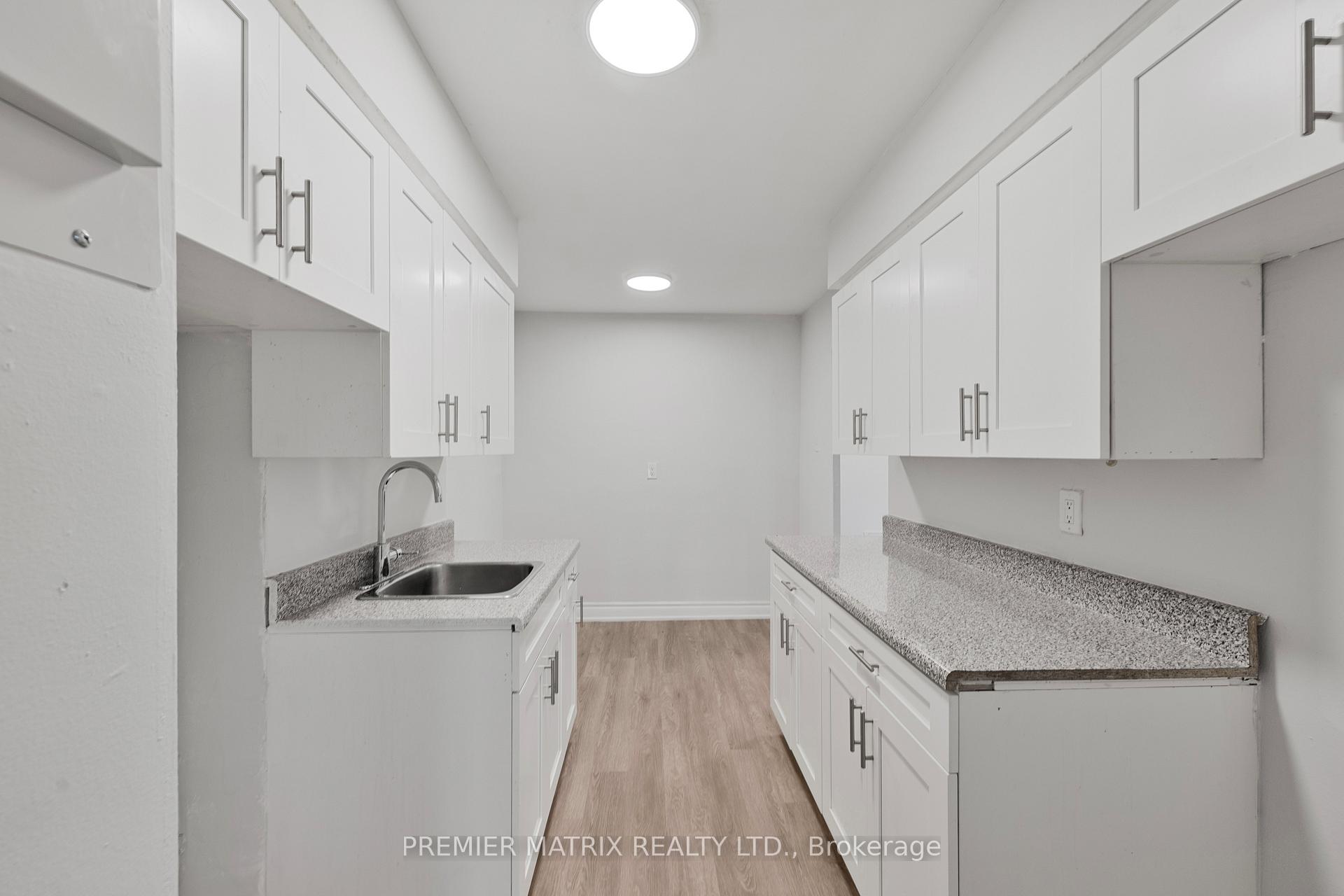 Photo 9 of Unit 718, 65 Thorncliffe Park Drive, Toronto, Thorncliffe Park — HOMEH