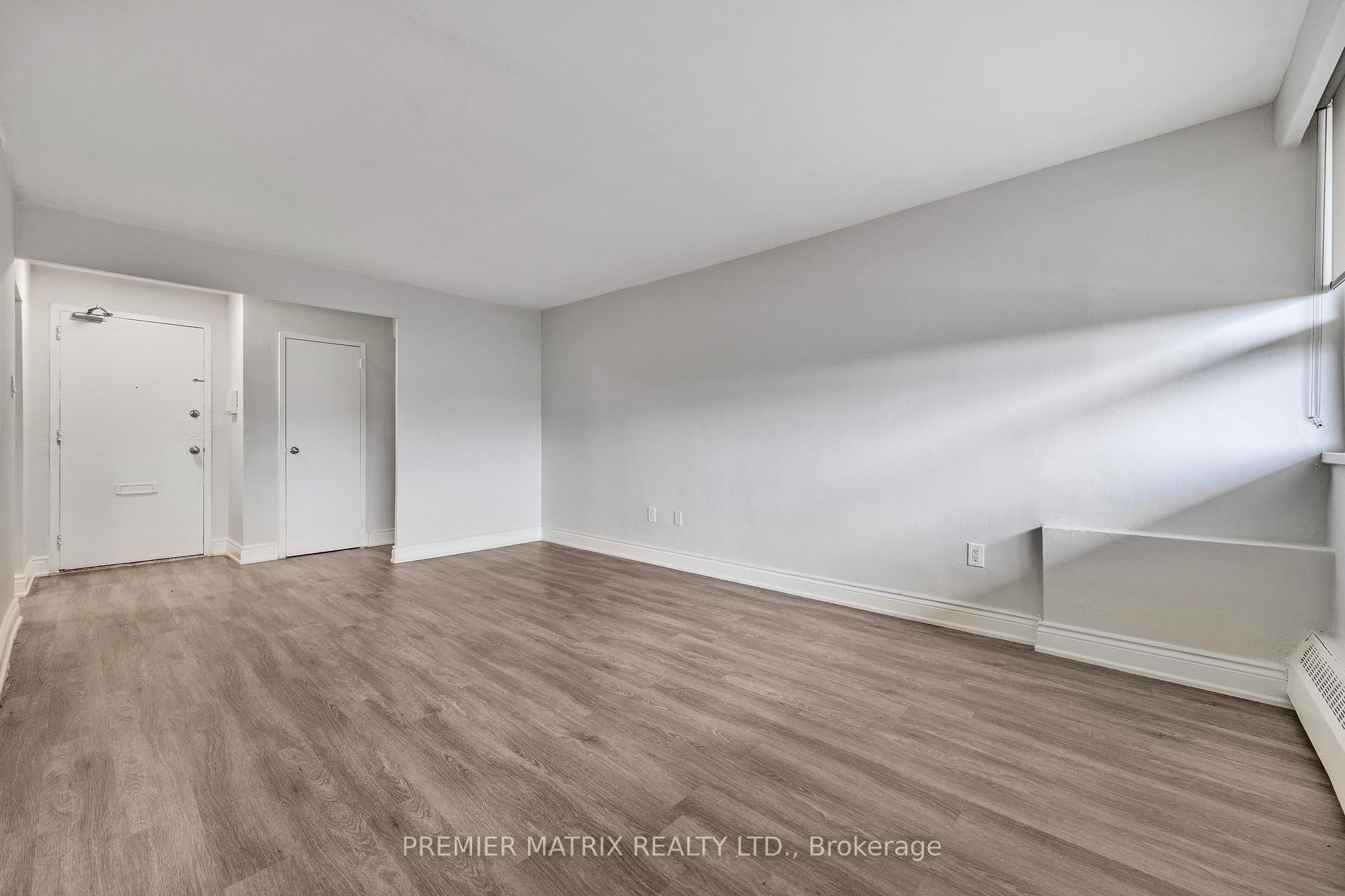 Photo 12 of Unit 718, 65 Thorncliffe Park Drive, Toronto, Thorncliffe Park — HOMEH