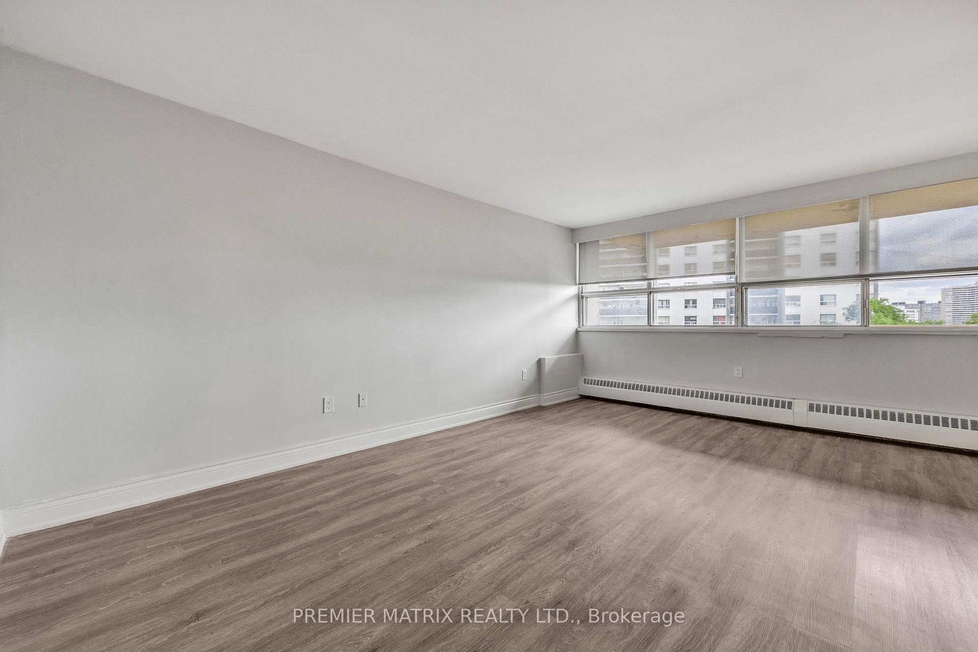 Photo 13 of Unit 718, 65 Thorncliffe Park Drive, Toronto, Thorncliffe Park — HOMEH