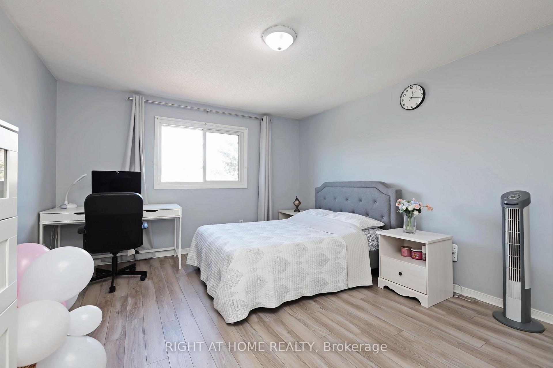 Photo 21 of 32 Chapman Drive, Ajax, Central — HOMEH