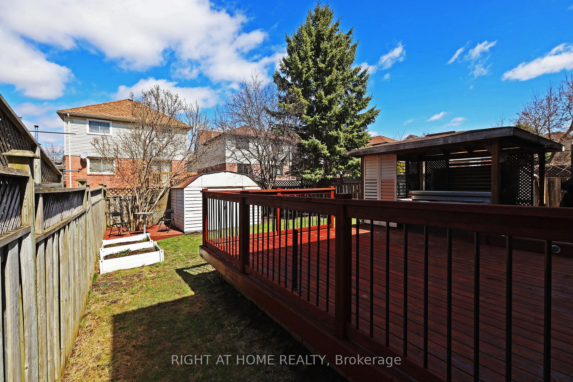 Photo 35 of 32 Chapman Drive, Ajax, Central — HOMEH
