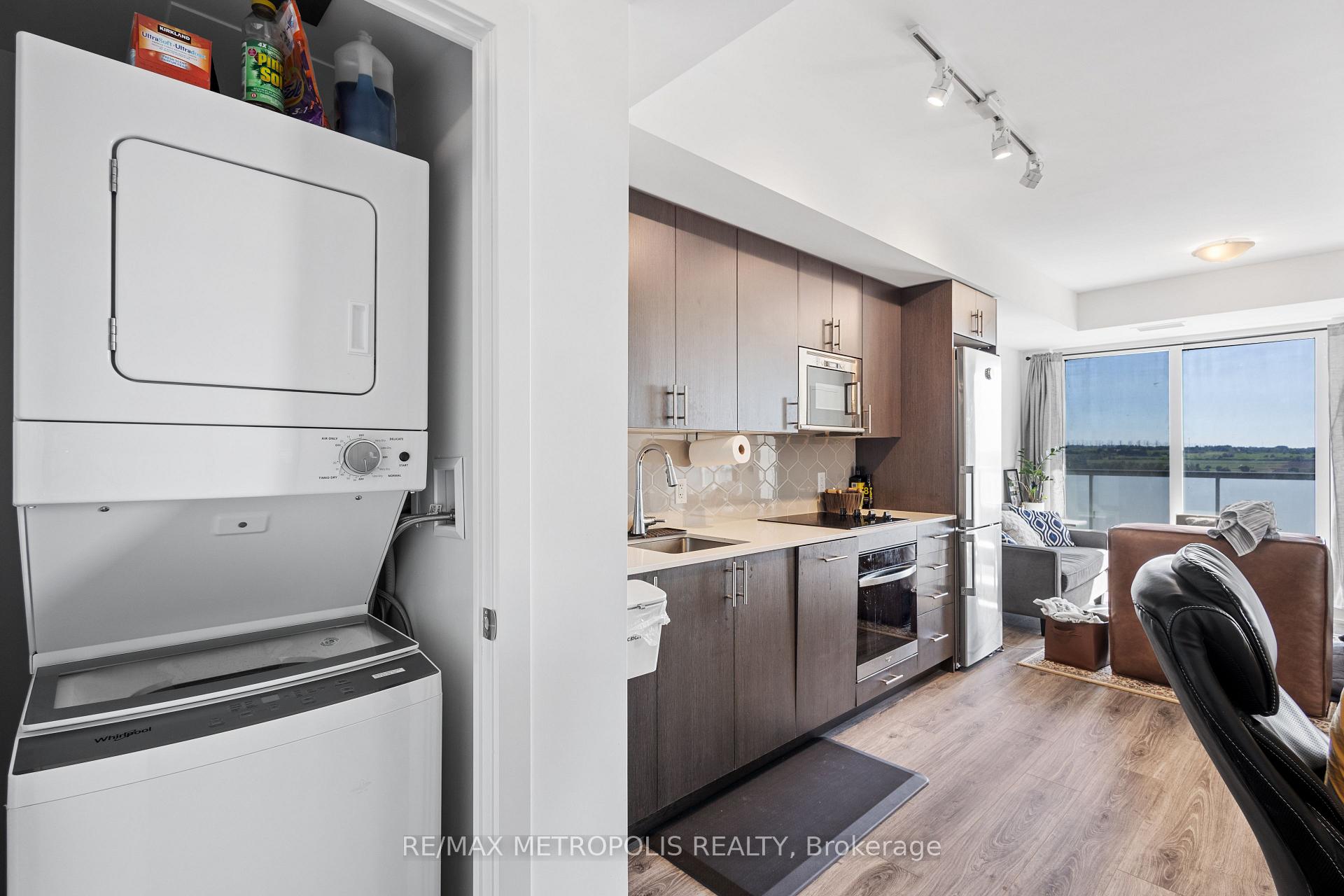Photo 2 of Unit 1419, 2545 Simcoe Street N, Oshawa, Windfields — HOMEH