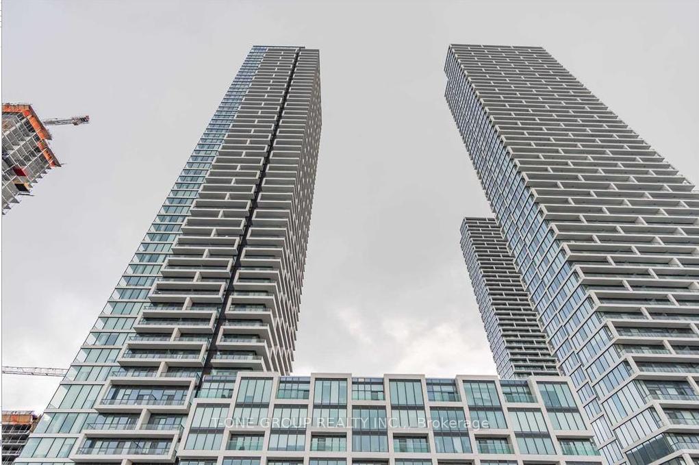 Front of Unit 5607, 950 Portage Parkway