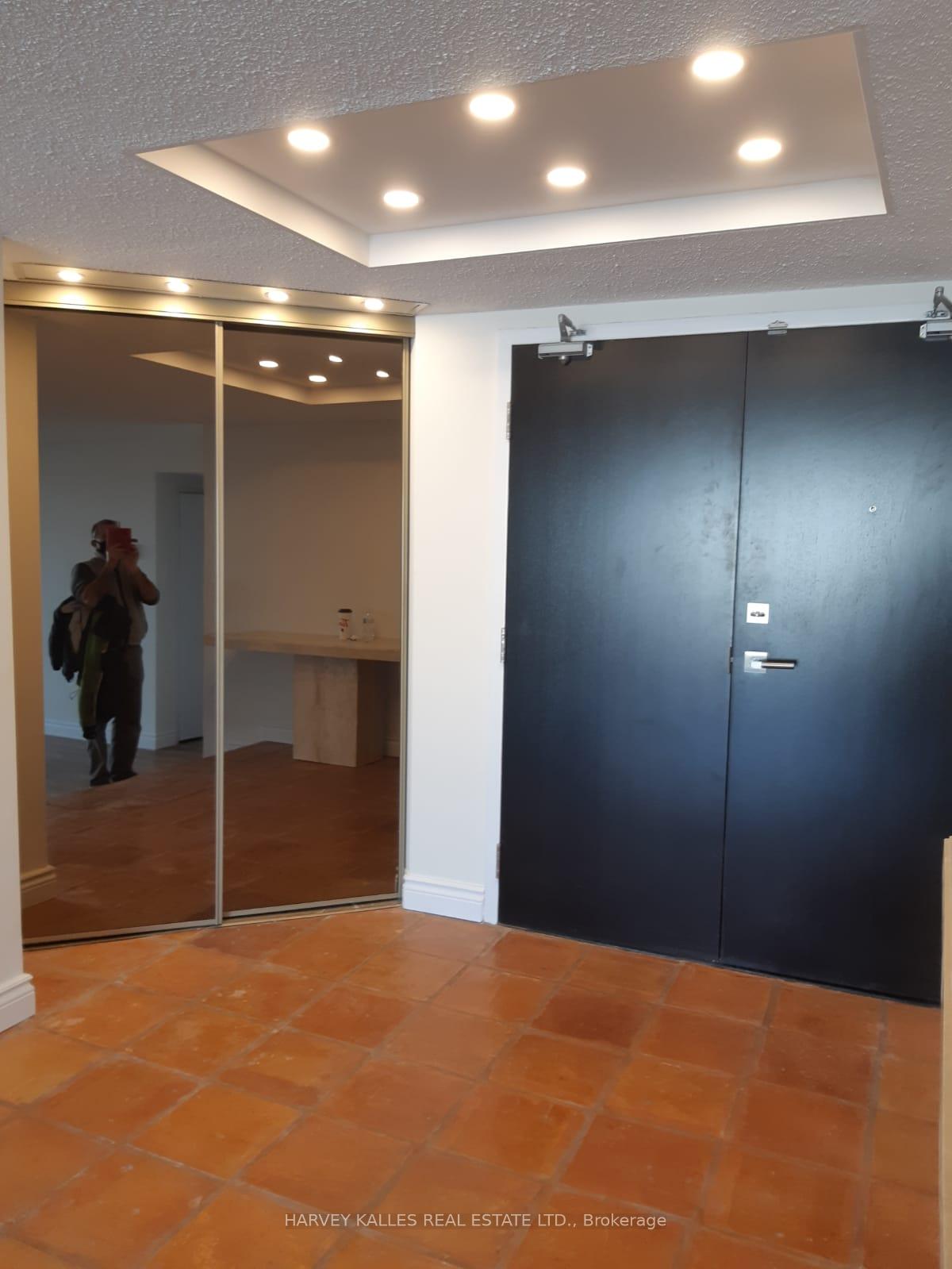 Photo 7 of Unit 403, 240 Heath Street W, Toronto, Forest Hill South — HOMEH