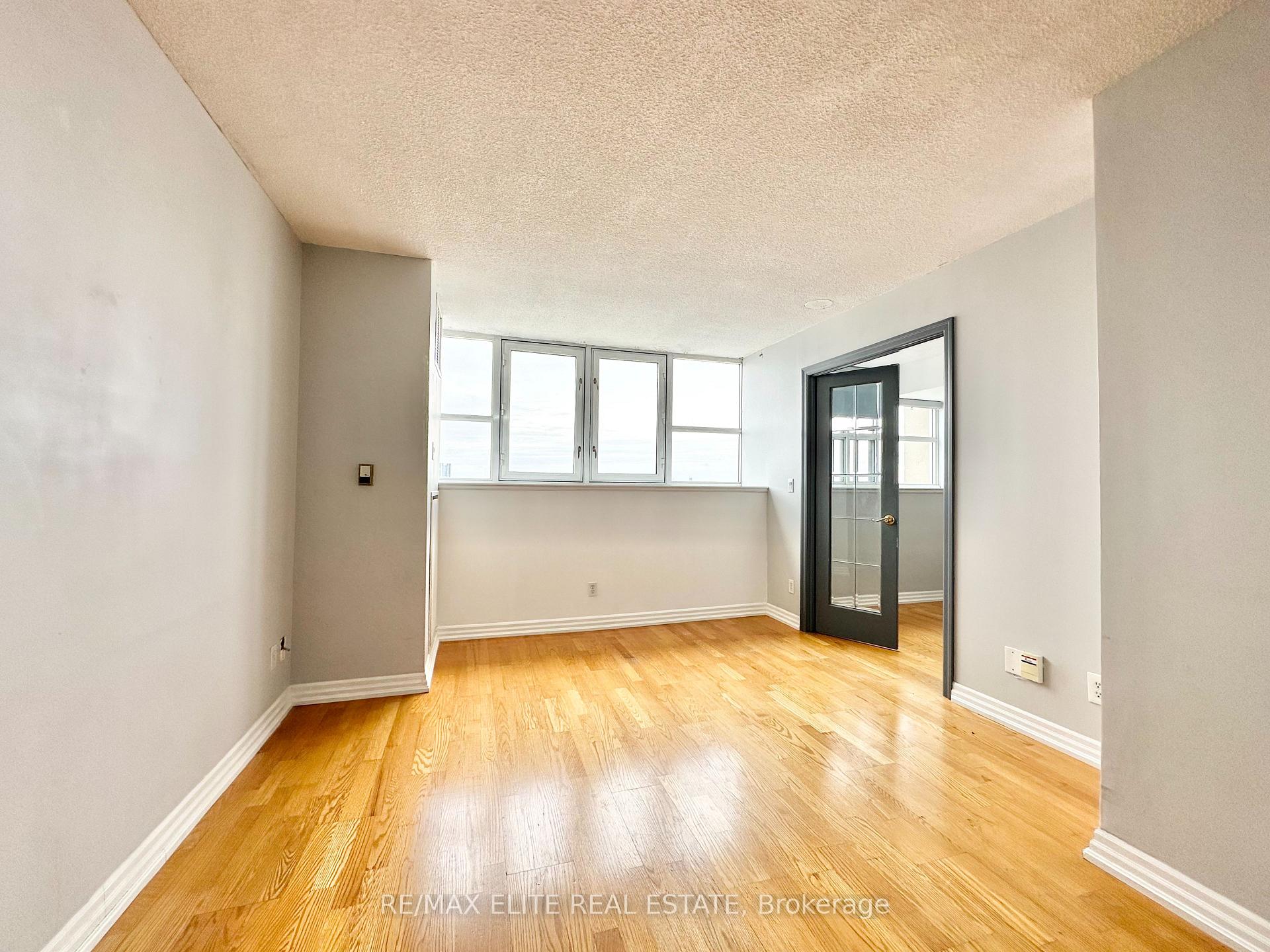 Photo 6 of Unit UPH107, 797 Don Mills Road, Toronto, Flemingdon Park — HOMEH