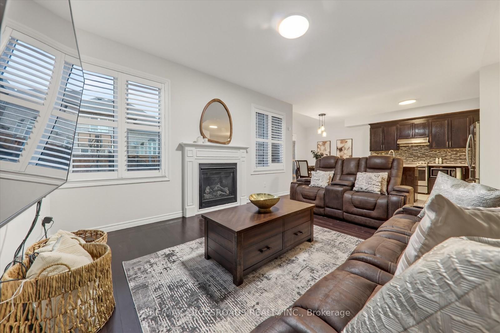 Photo 18 of 112 Fred Jackman Avenue, Clarington, Bowmanville — HOMEH