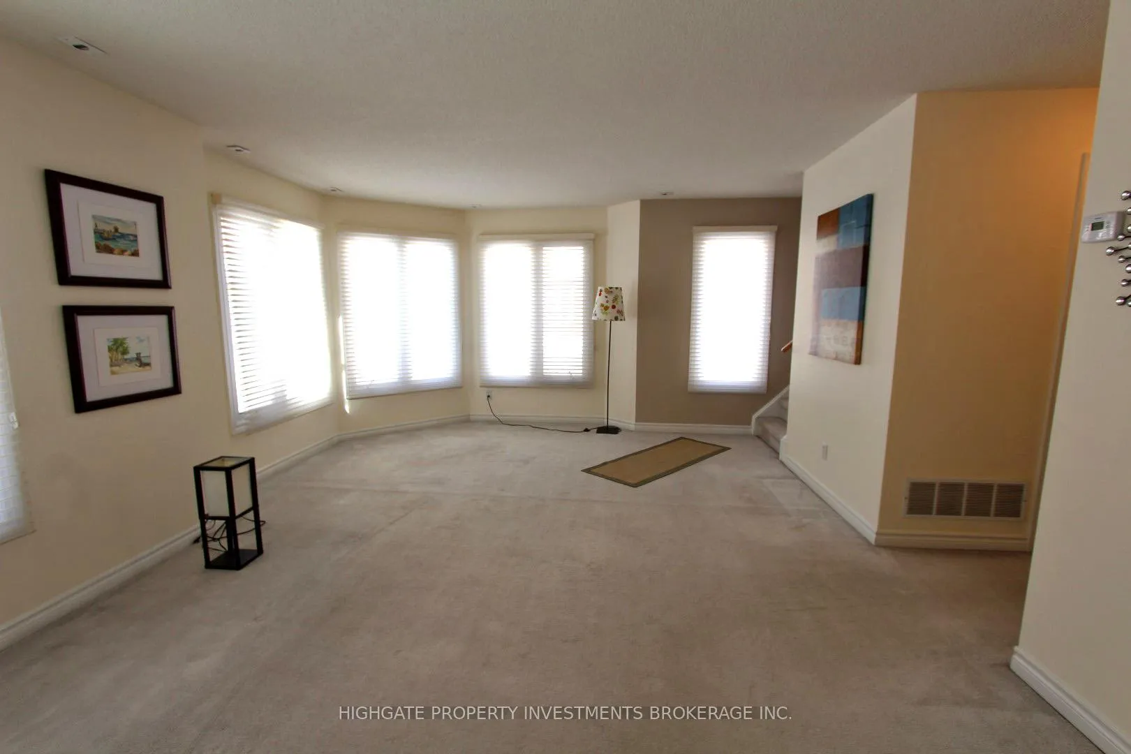 Photo 7 of Unit 83, 151 Townsgate Drive, Vaughan, Crestwood-Springfarm-Yorkhill — HOMEH