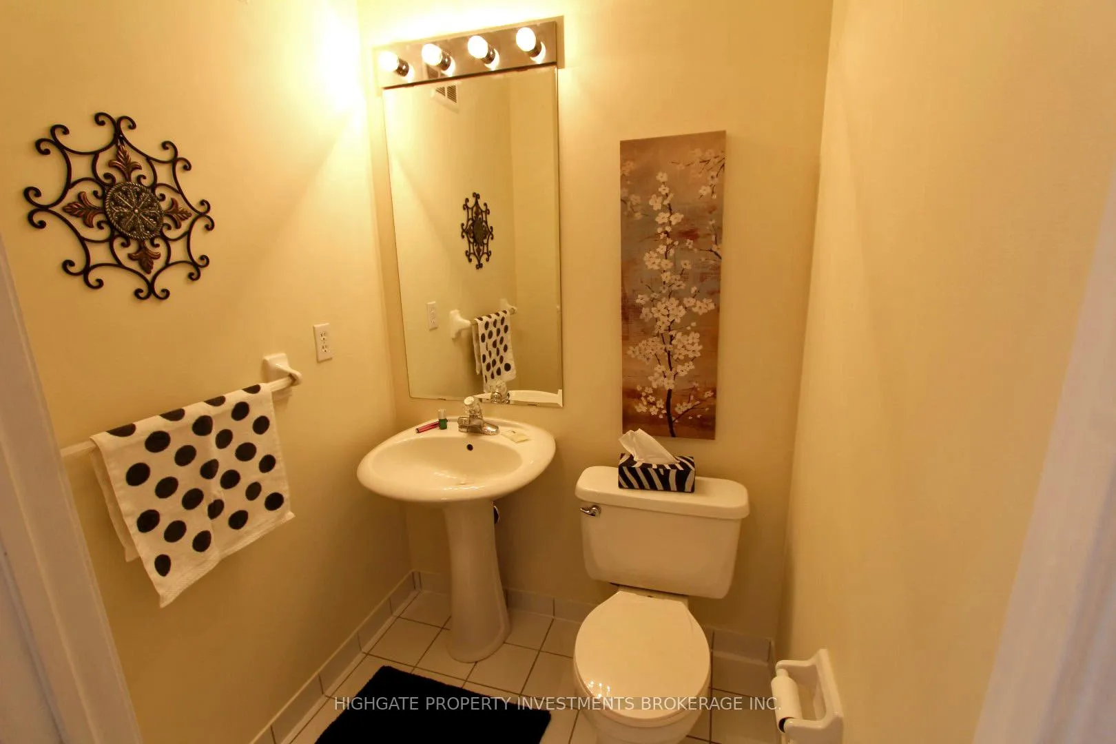 Photo 9 of Unit 83, 151 Townsgate Drive, Vaughan, Crestwood-Springfarm-Yorkhill — HOMEH