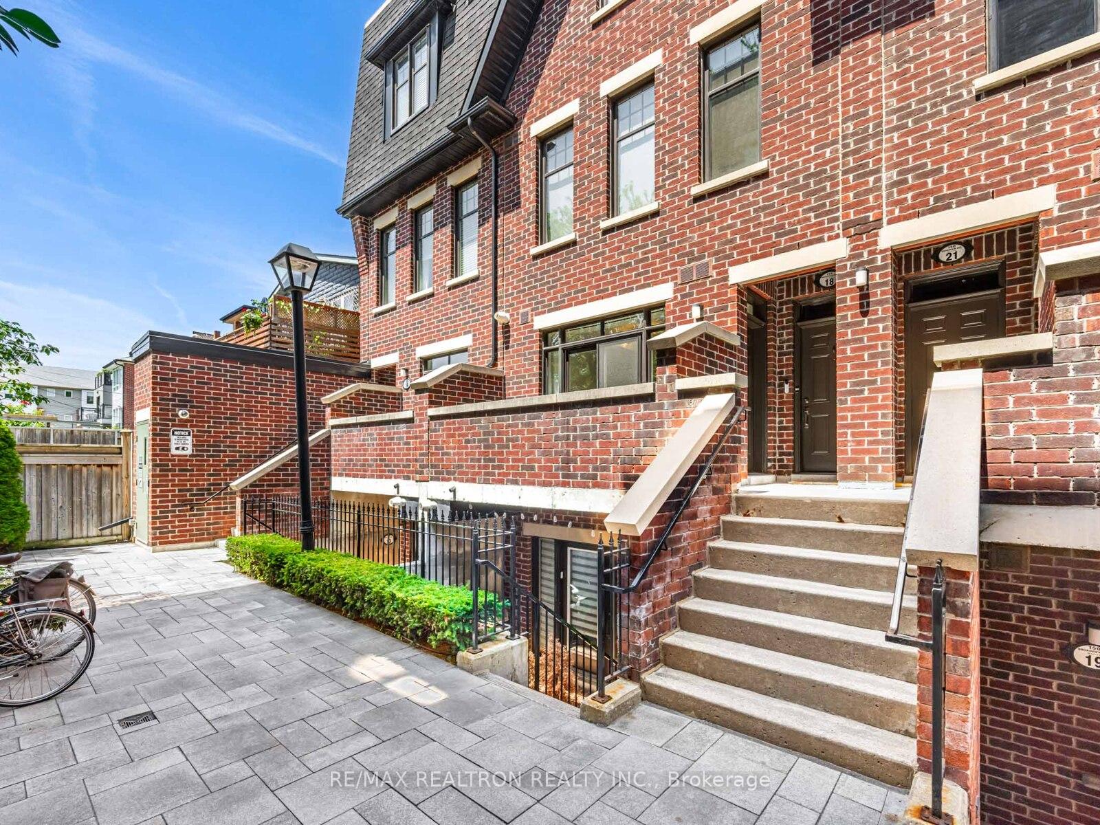 Photo 4 of Unit 17, 150 Broadview Avenue, Toronto, South Riverdale — HOMEH