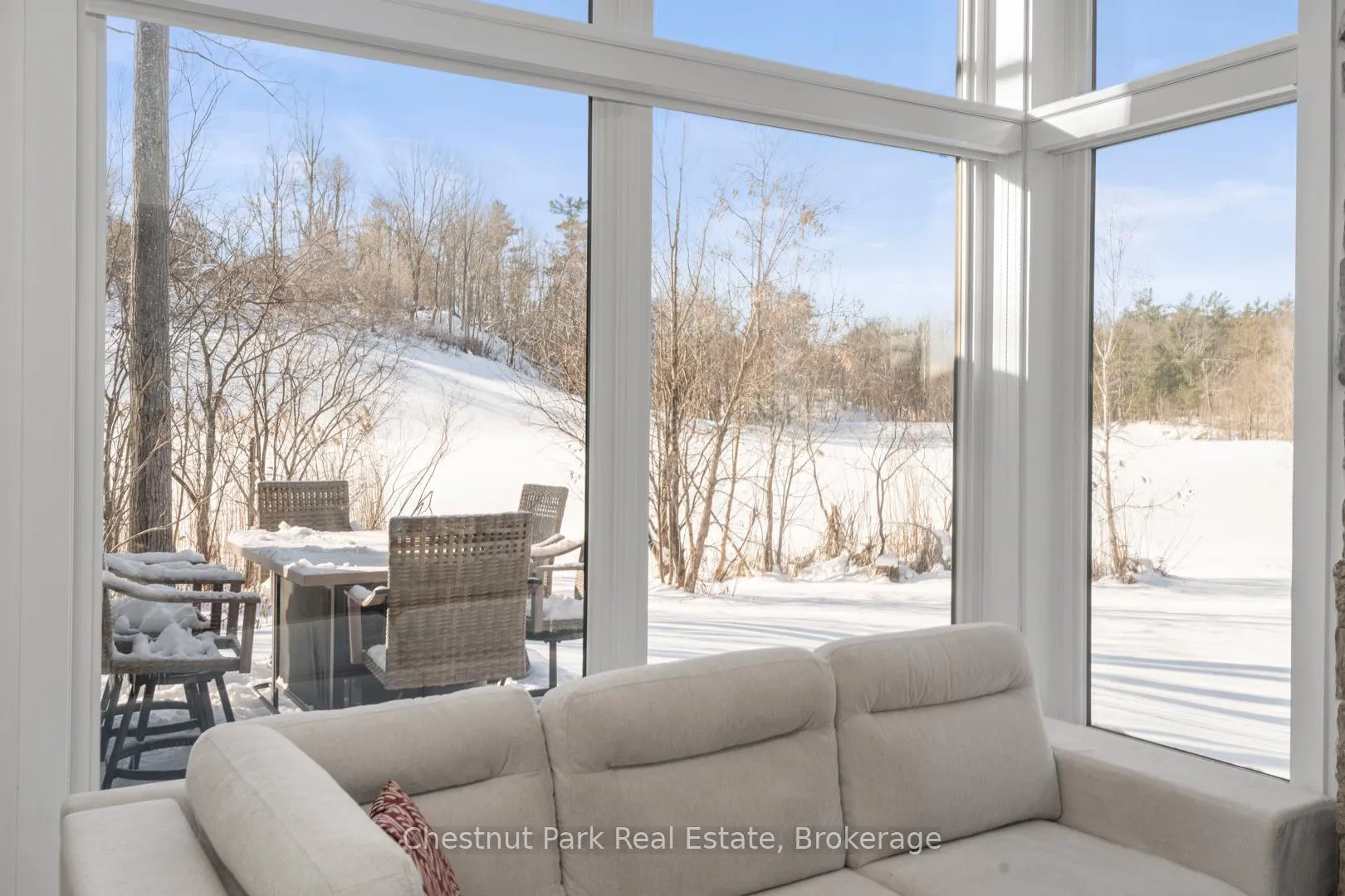 Photo 15 of 10 Carrick Trail, Gravenhurst, Muskoka (S) — HOMEH