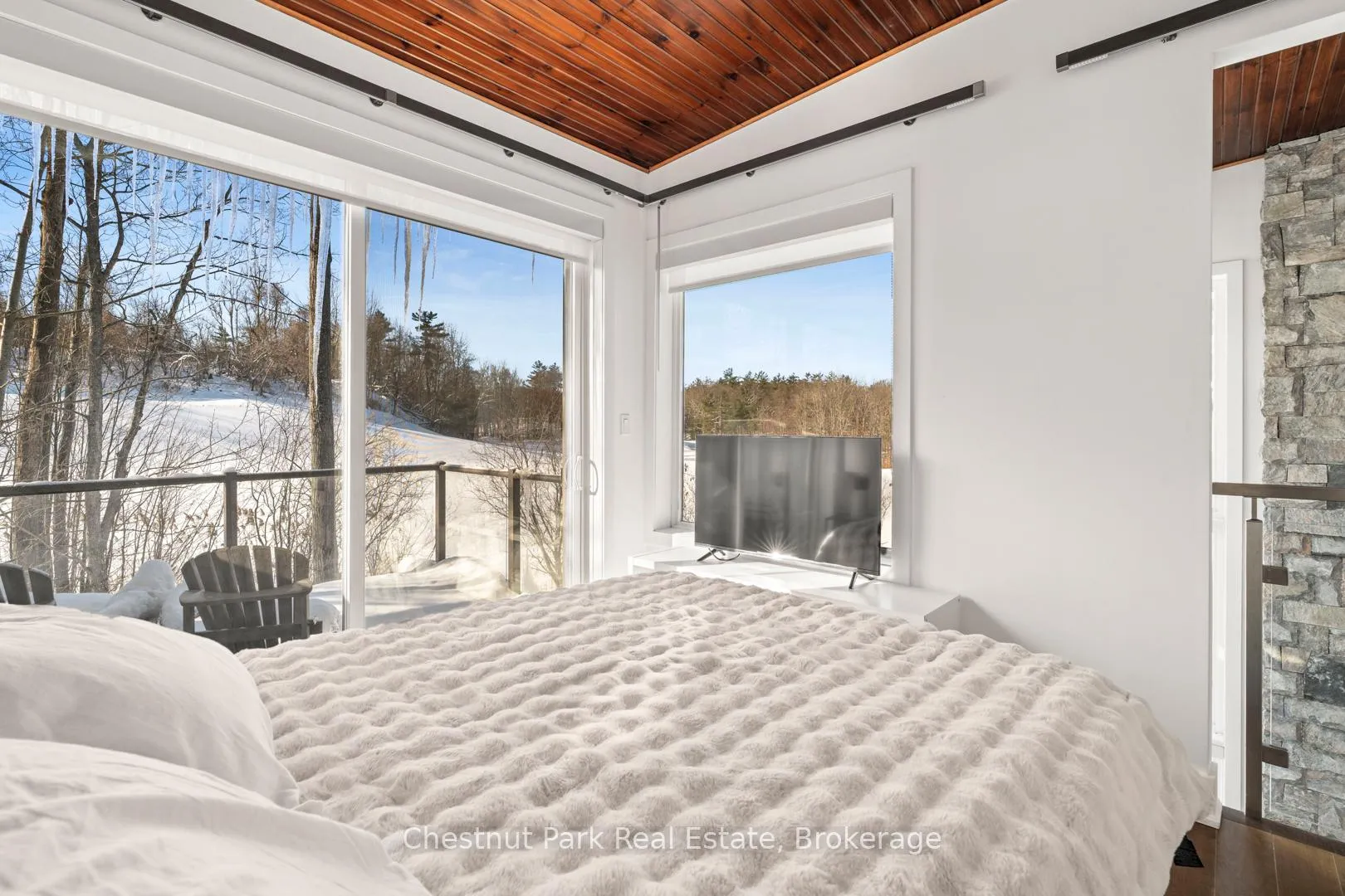 Photo 24 of 10 Carrick Trail, Gravenhurst, Muskoka (S) — HOMEH