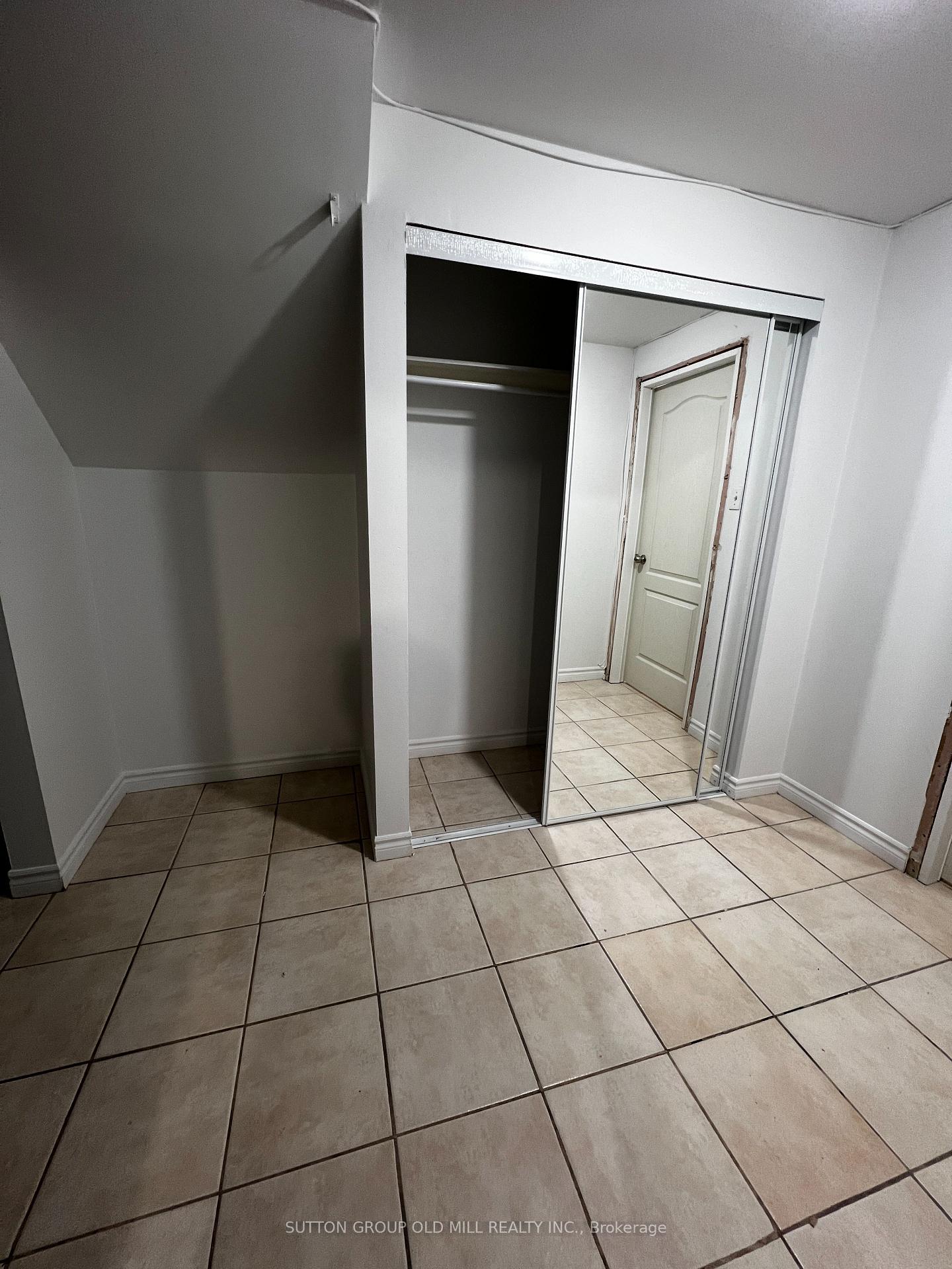 Photo 8 of Unit BSMT R1, 45 Dominy Drive, Ajax, Central — HOMEH
