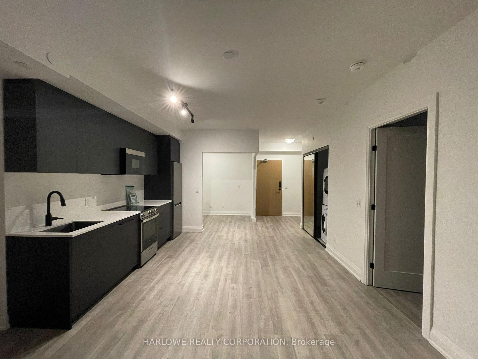 Front of Unit 906, 2369 Danforth Avenue