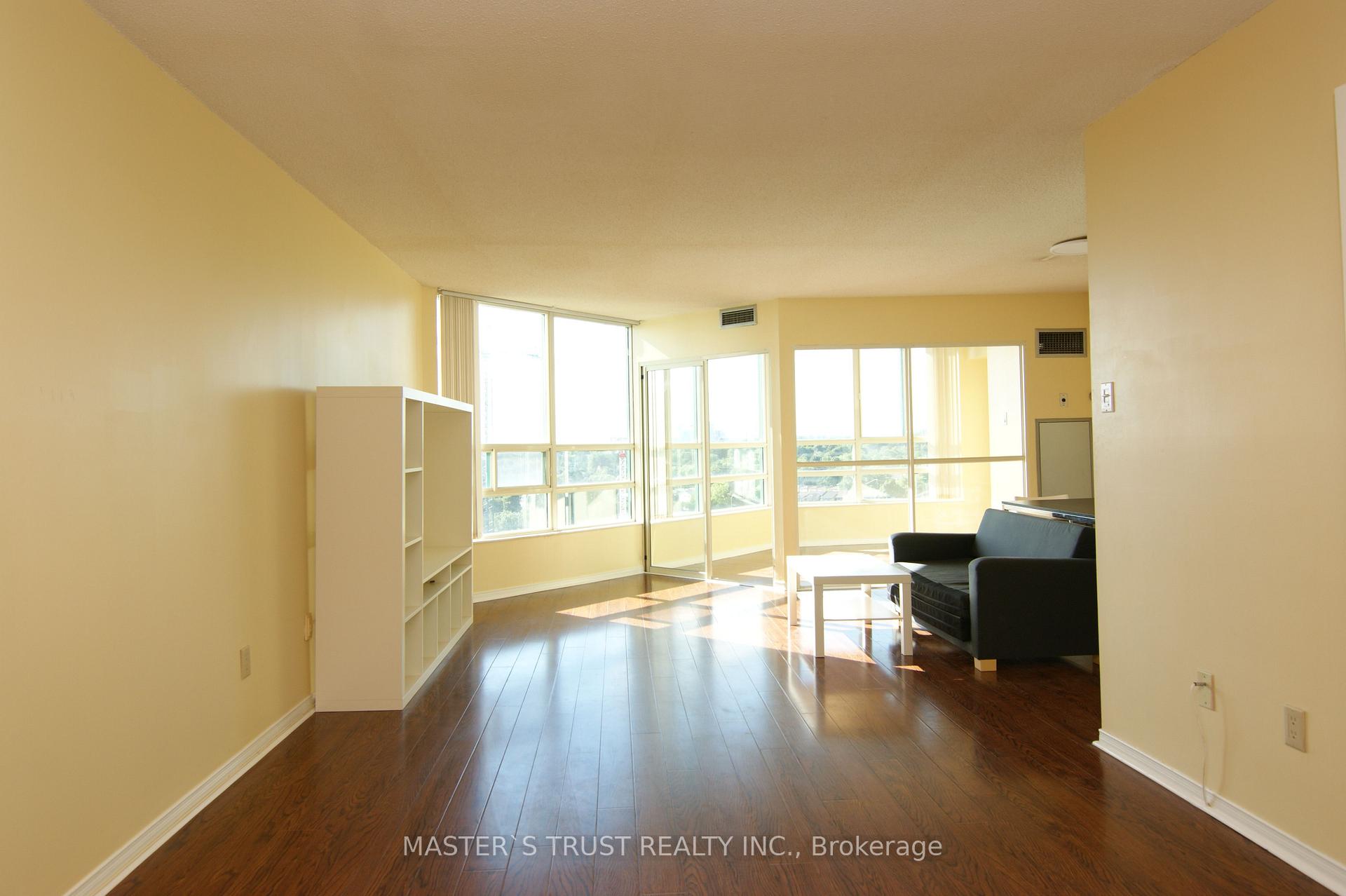 Photo 2 of Unit 1224, 7805 Bayview Avenue, Markham, Aileen-Willowbrook — HOMEH