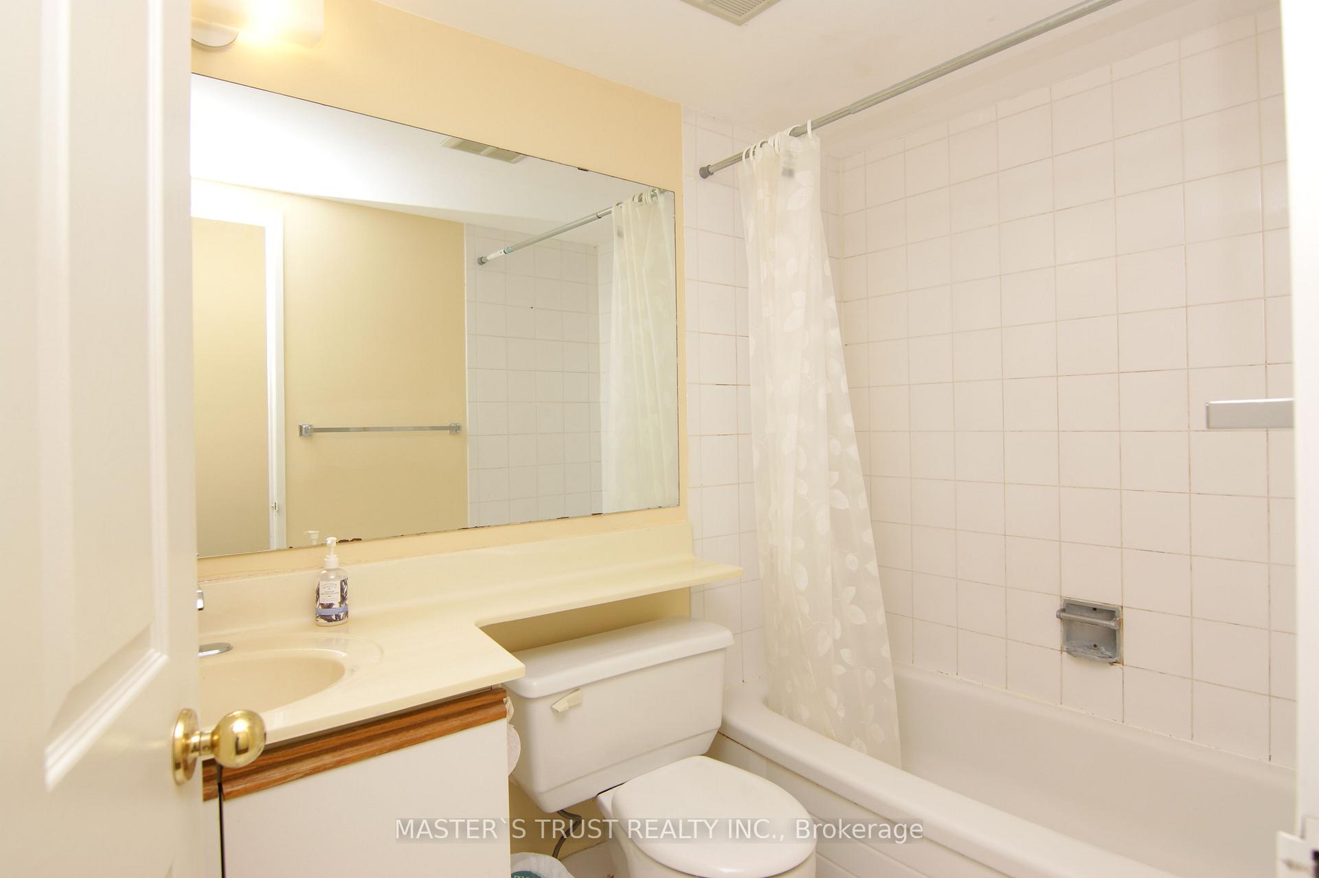 Photo 10 of Unit 1224, 7805 Bayview Avenue, Markham, Aileen-Willowbrook — HOMEH