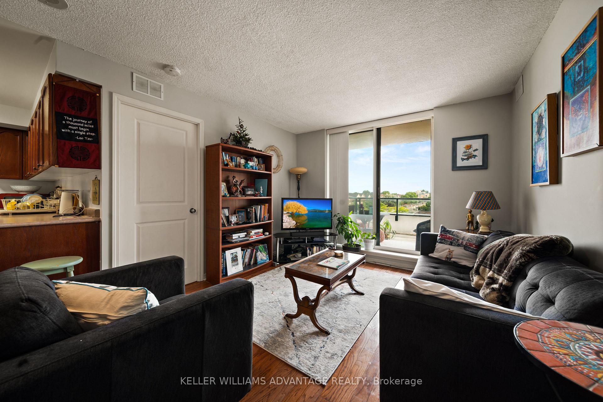Photo 5 of Unit 402, 1765 Queen Street E, Toronto, The Beaches — HOMEH