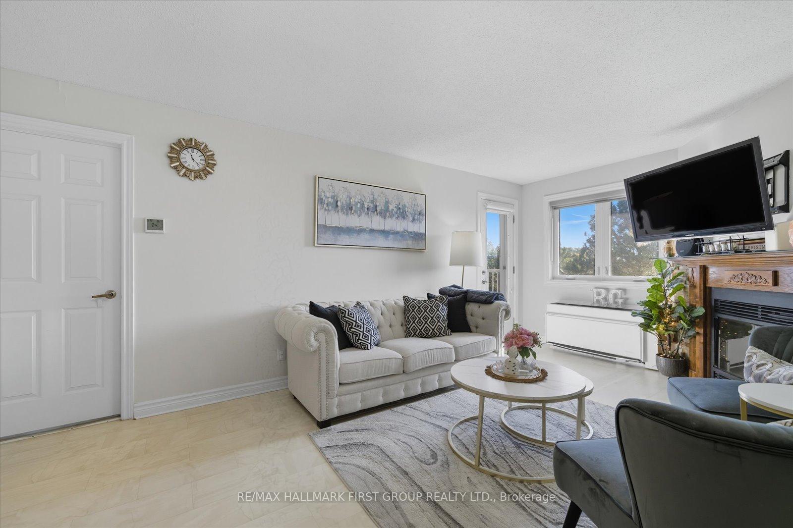 Photo 5 of Unit 419, 189 Lake Driveway, Ajax, South West — HOMEH