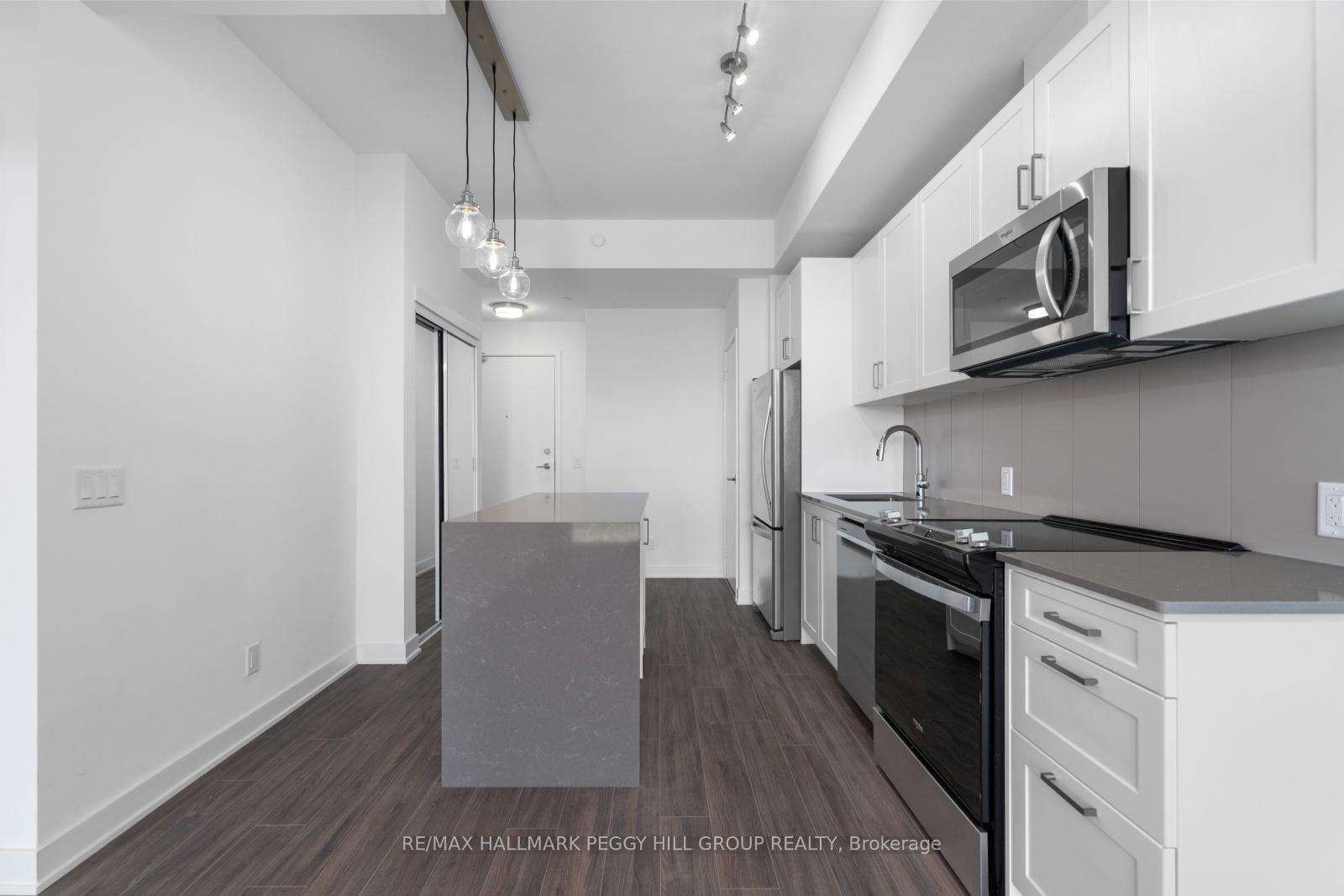 Photo 5 of Unit 502, 681 Yonge Street, Barrie, Painswick South — HOMEH