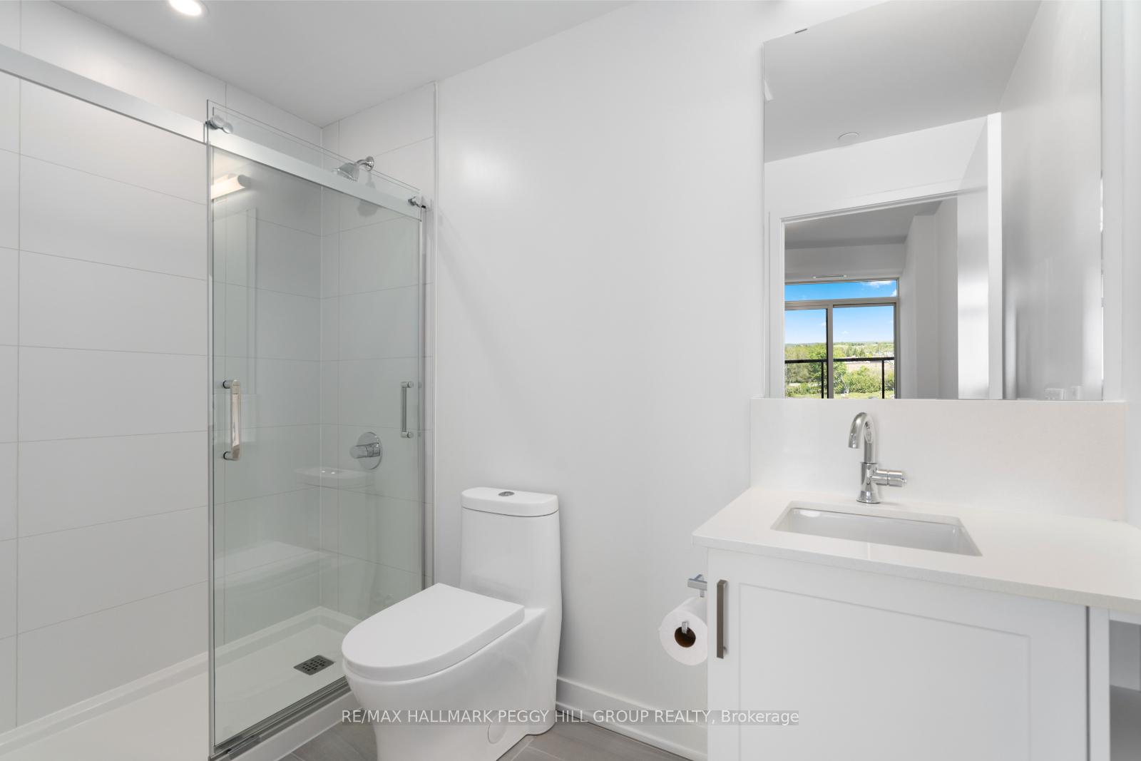 Photo 9 of Unit 502, 681 Yonge Street, Barrie, Painswick South — HOMEH