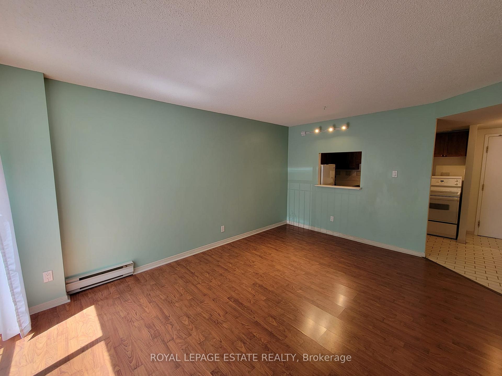 Photo 5 of Unit 105, 61 Main Street, Toronto, The Beaches — HOMEH