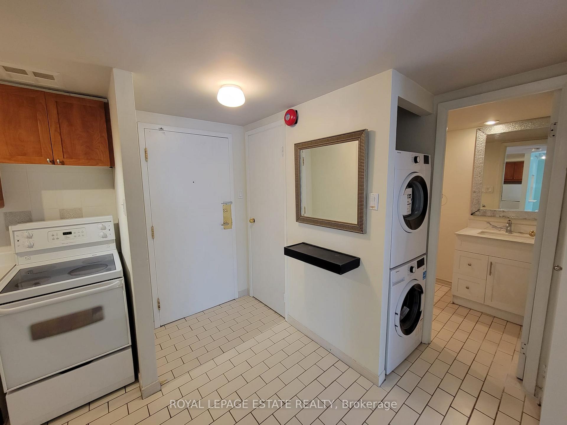 Photo 6 of Unit 105, 61 Main Street, Toronto, The Beaches — HOMEH